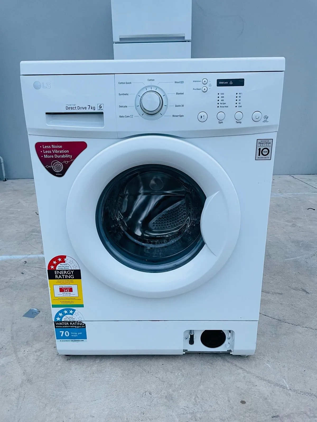 **LG 7 KGS FRONT LOADER WASHING MACHINE**