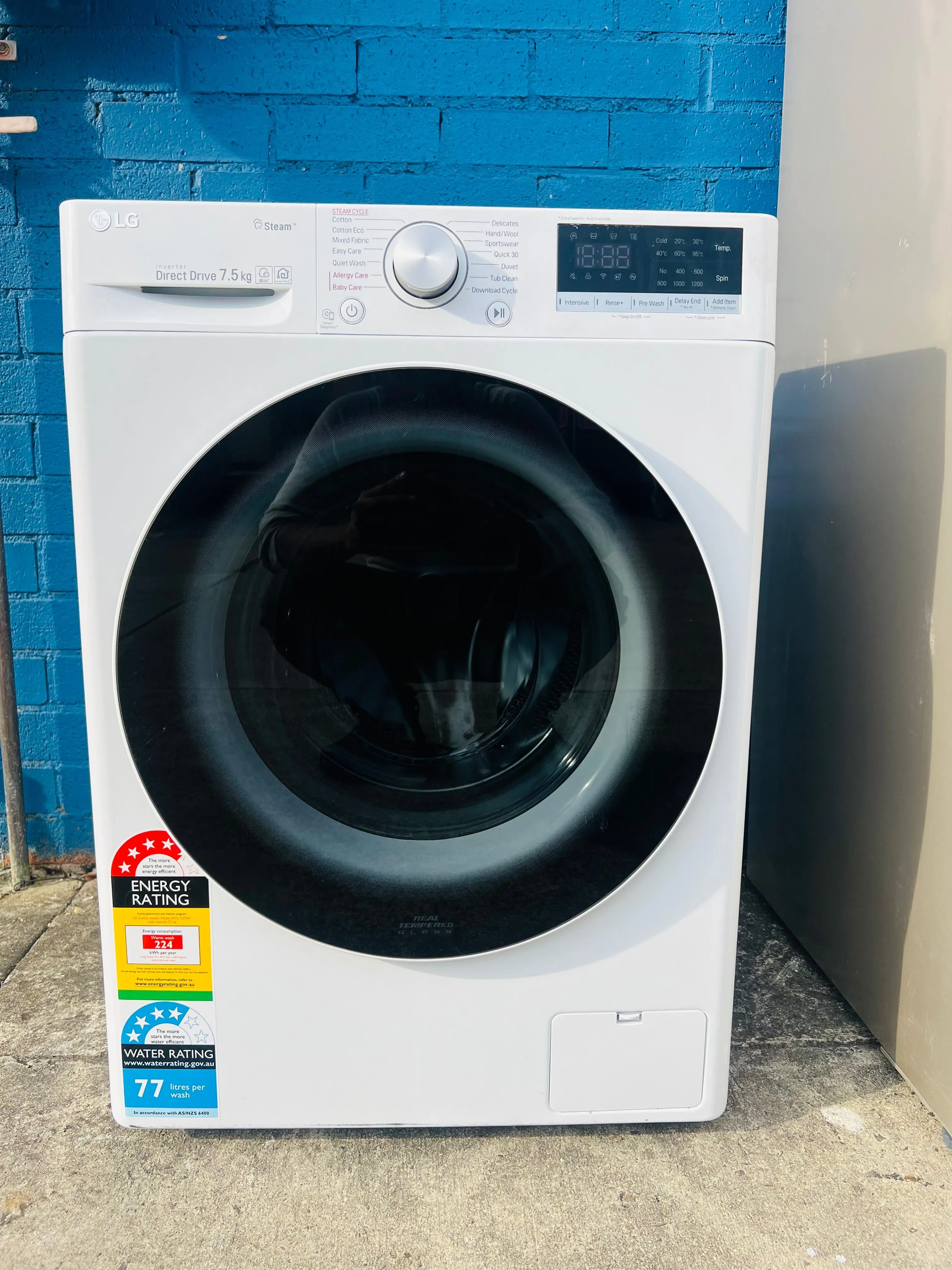**LG 7.5 KGS FRONT LOADER WASHING MACHINE**