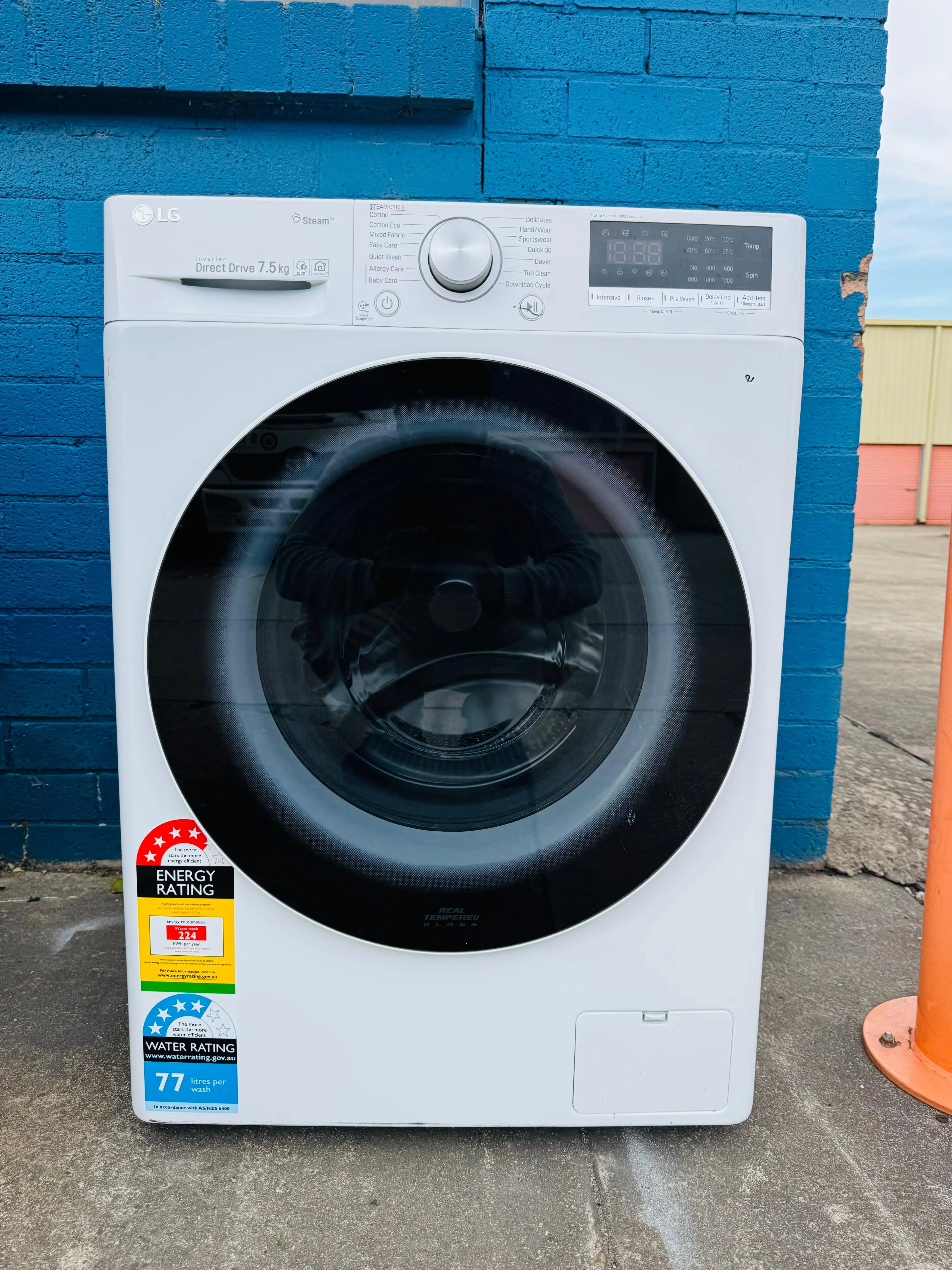 **LG 7.5 KGS FRONT LOADER WASHING MACHINE**