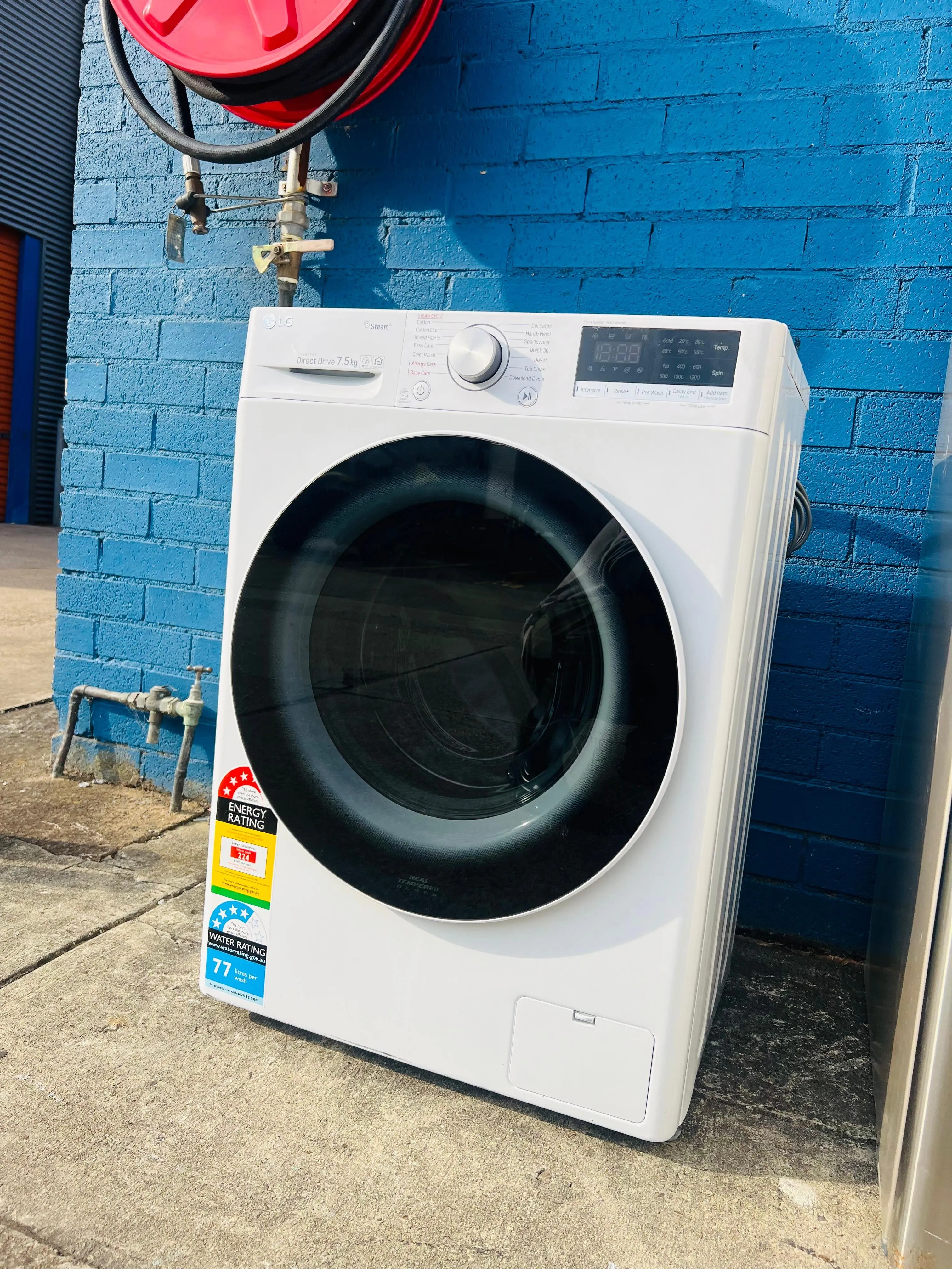 **LG 7.5 KGS FRONT LOADER WASHING MACHINE**