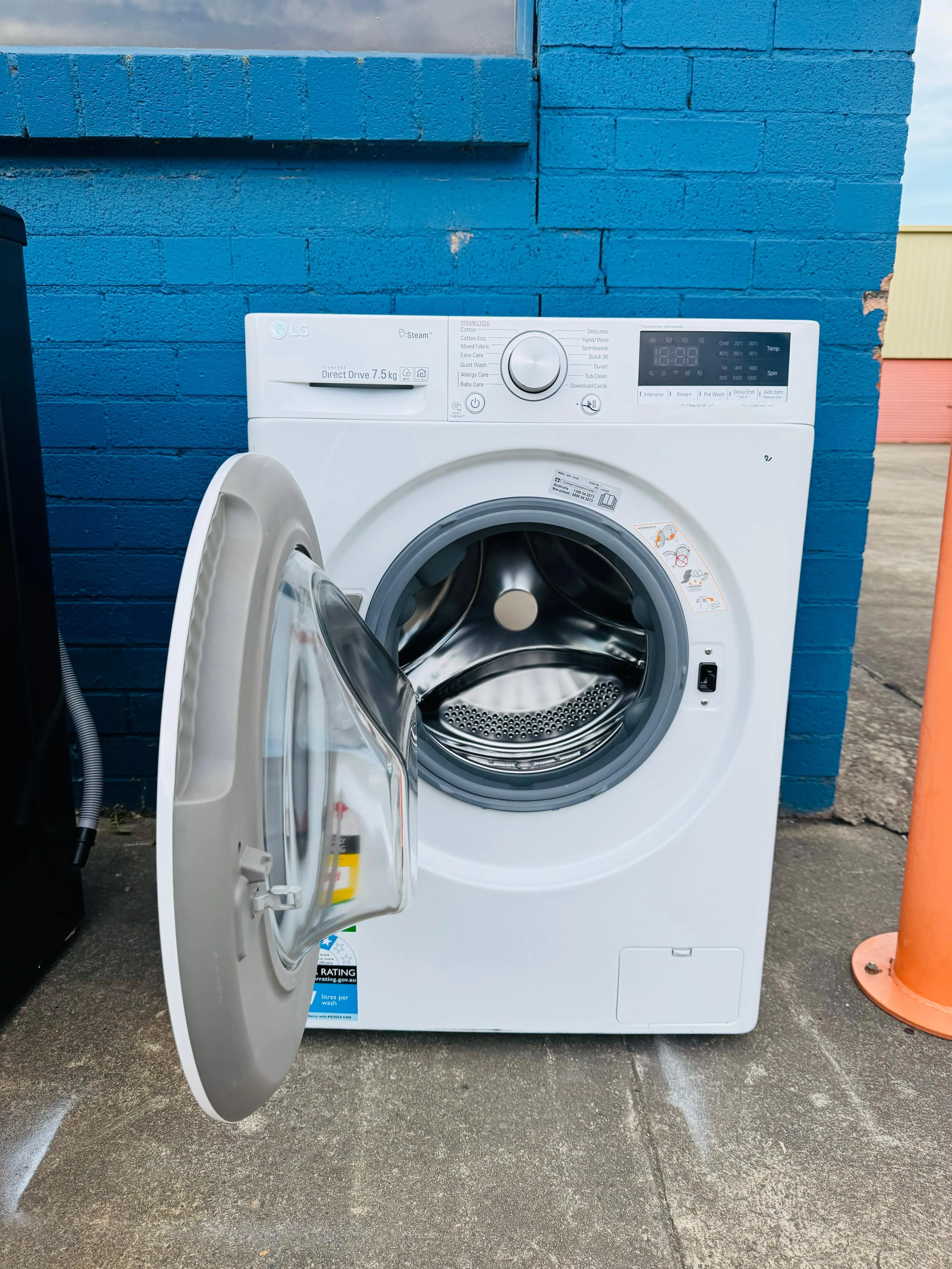 **LG 7.5 KGS FRONT LOADER WASHING MACHINE**
