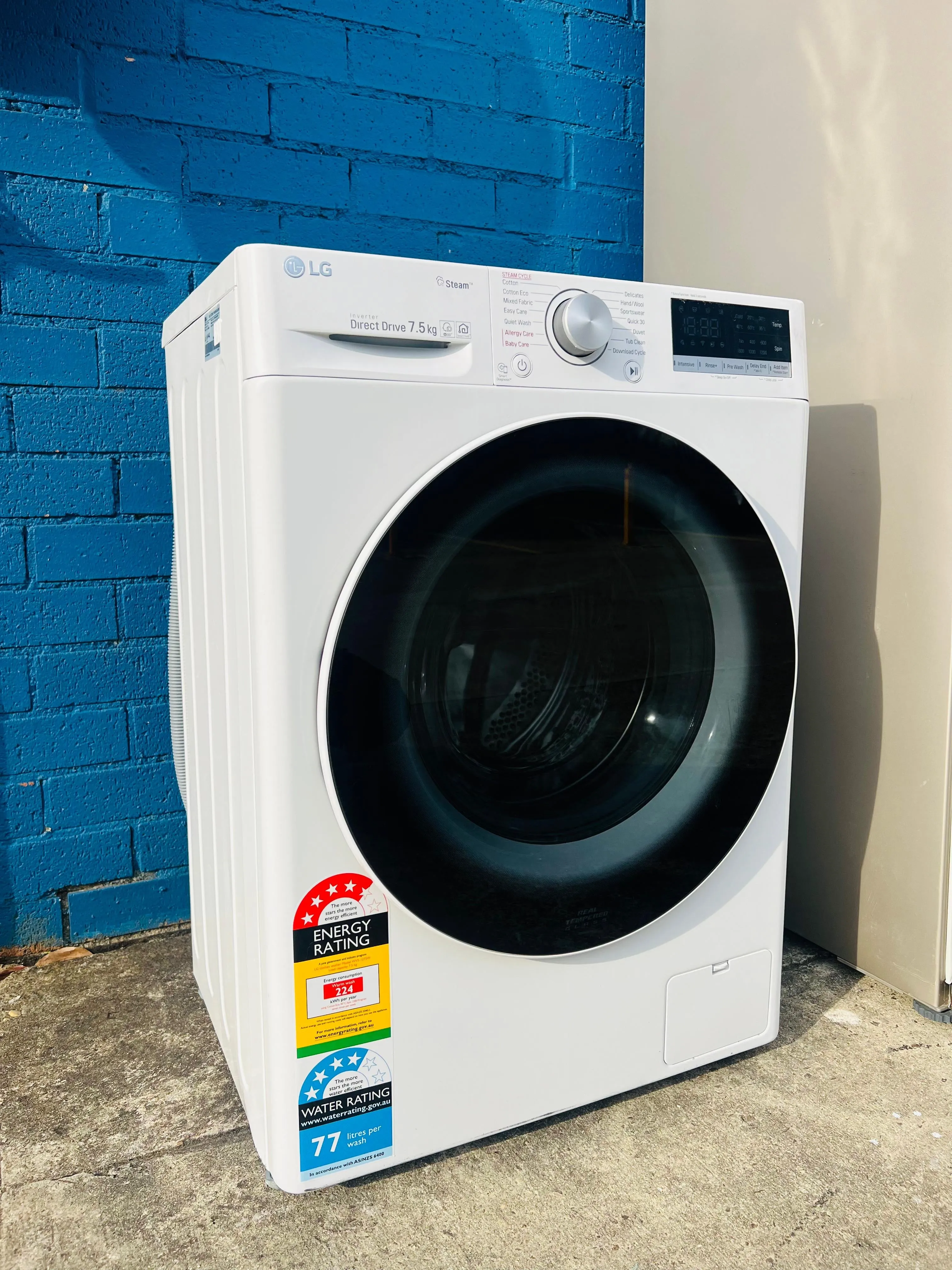 **LG 7.5 KGS FRONT LOADER WASHING MACHINE**