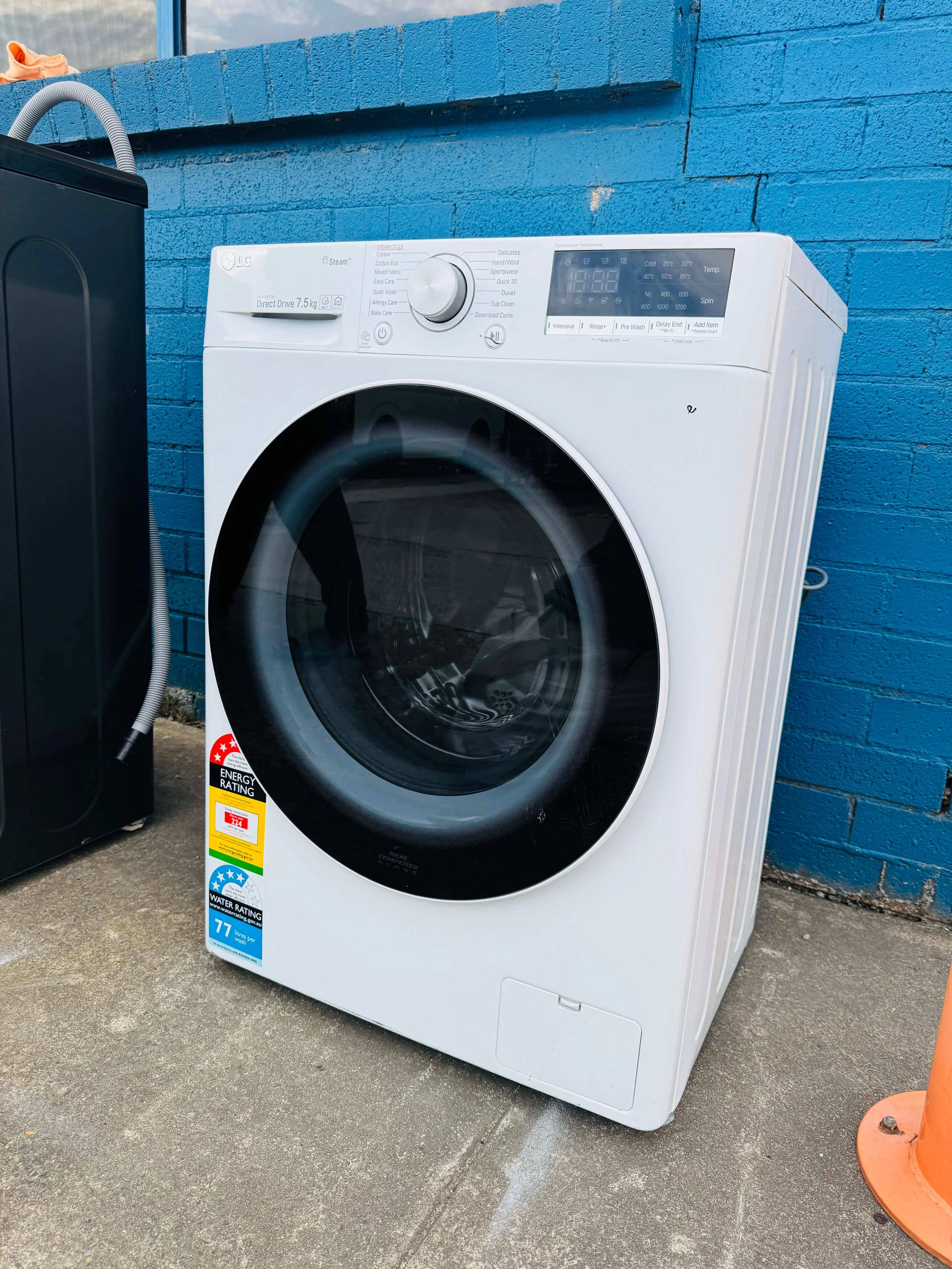 **LG 7.5 KGS FRONT LOADER WASHING MACHINE**