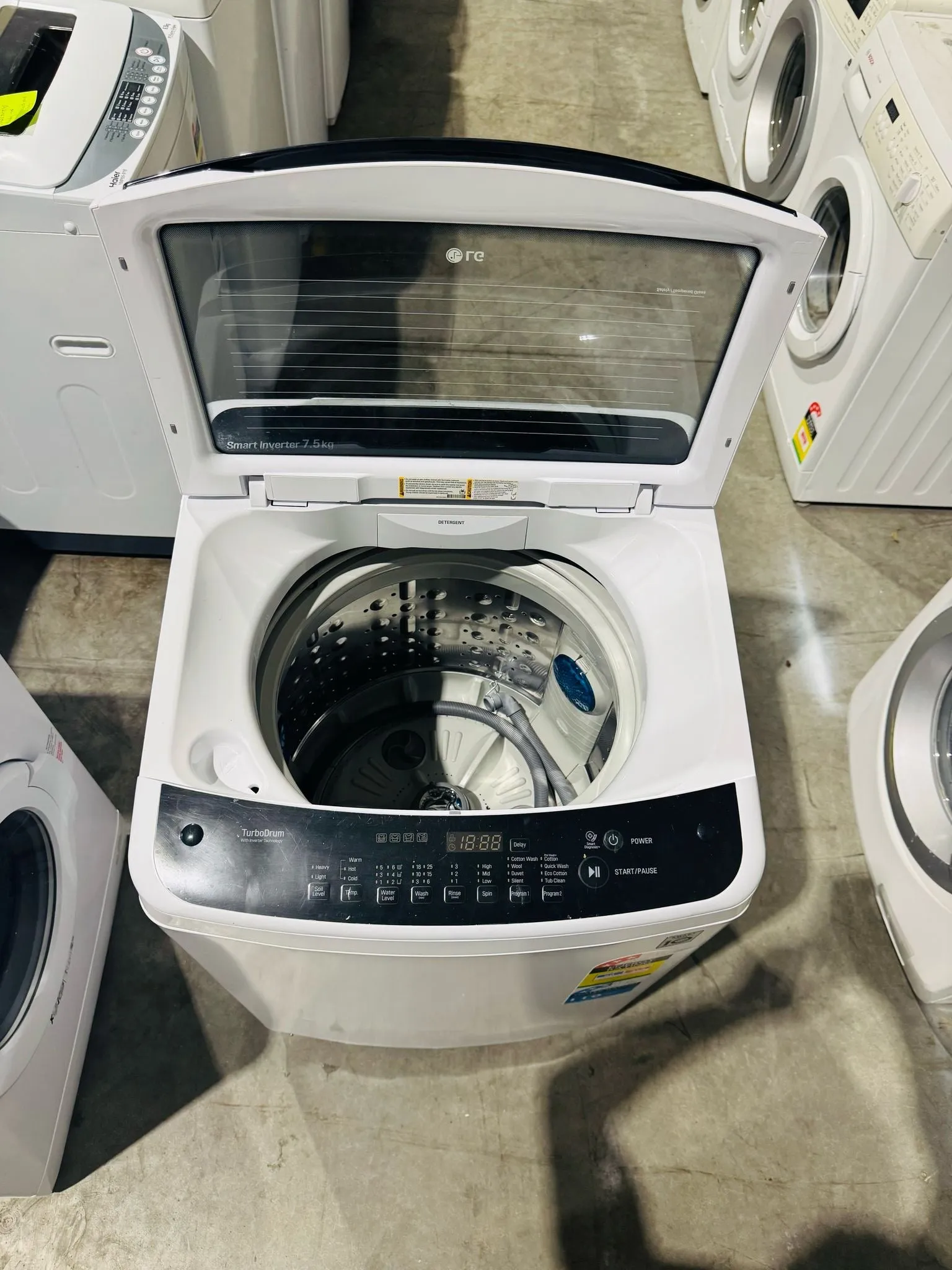 **LG 7.5 KGS TOP LOADER WASHING MACHINE**