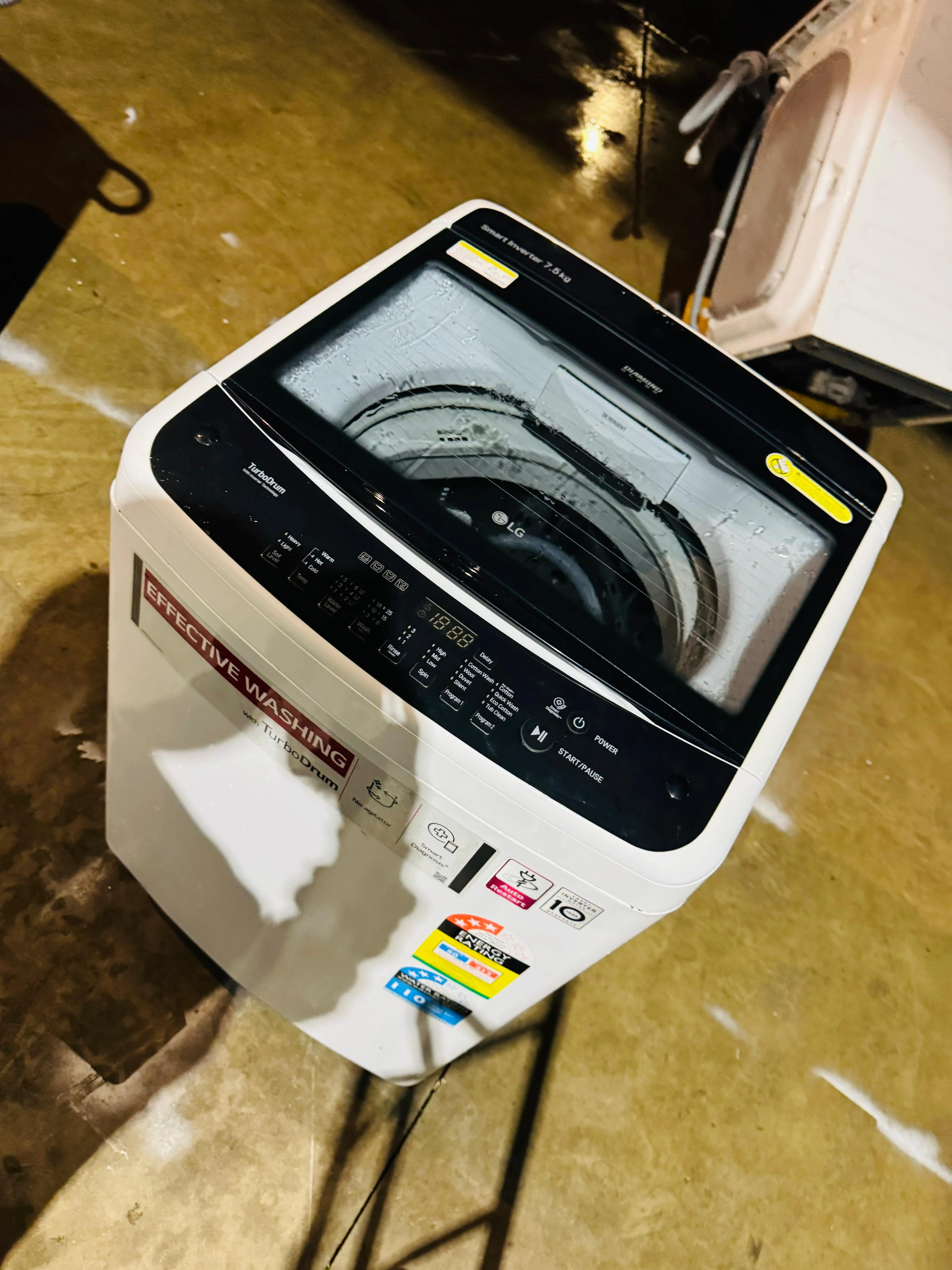 **LG 7.5 KGS TOP LOADER WASHING MACHINE**