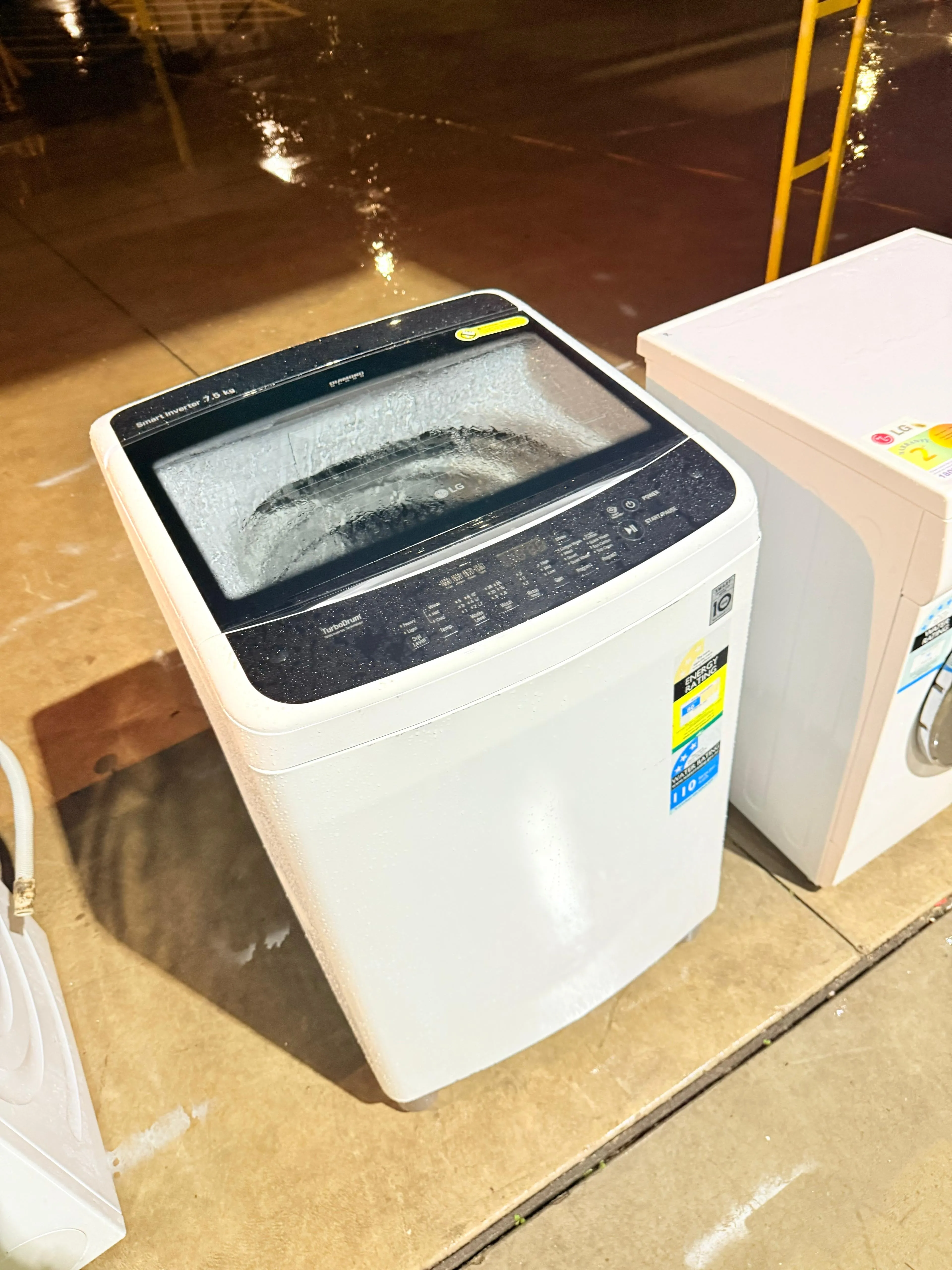 **LG 7.5 KGS TOP LOADER WASHING MACHINE**