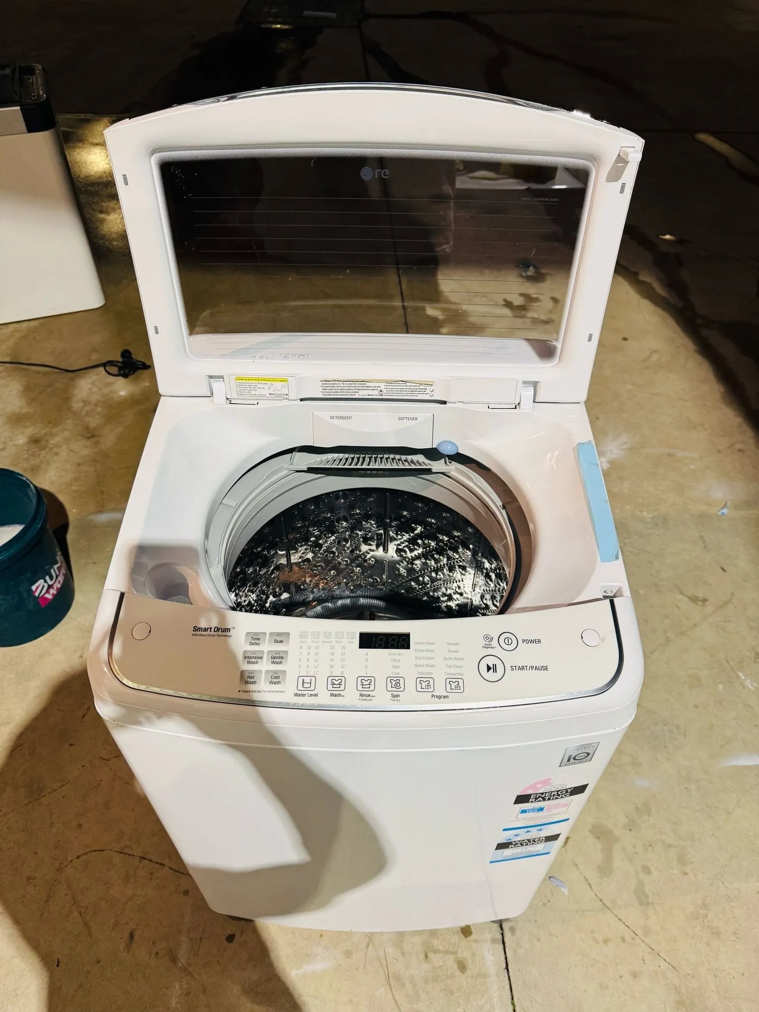 **LG 7.5 KGS TOP LOADER WASHING MACHINE**