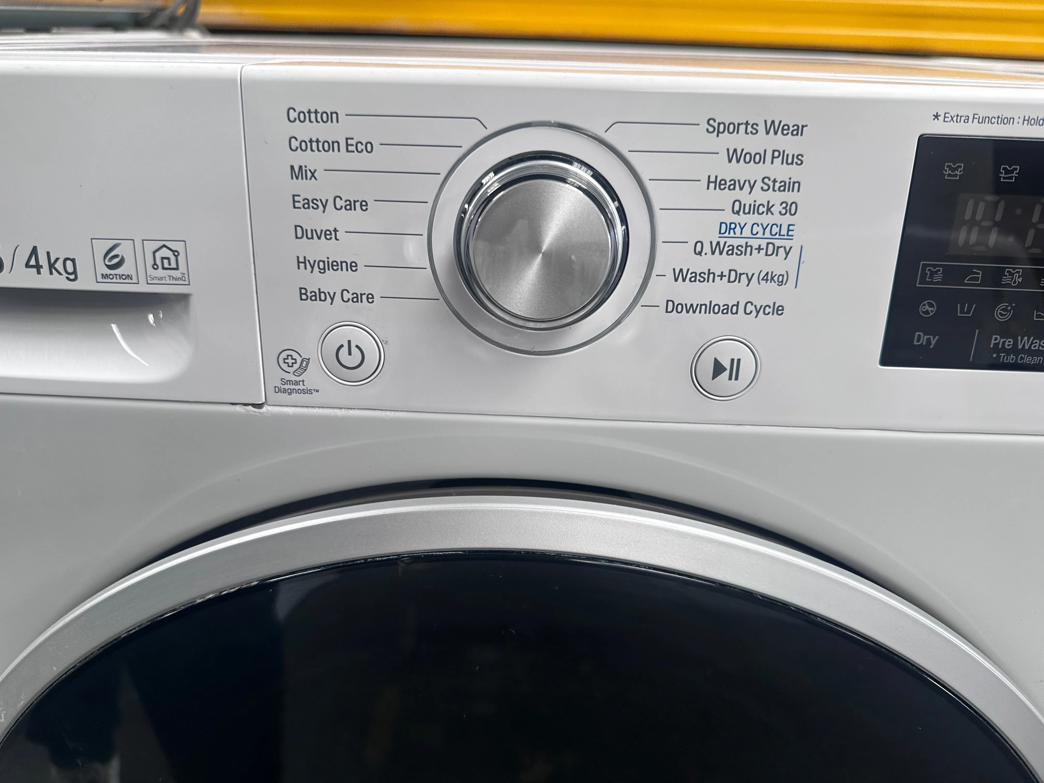 LG 7.5kg/4kg Washer Dryer Combo with 6 Motion Direct Drive [Refurbished]