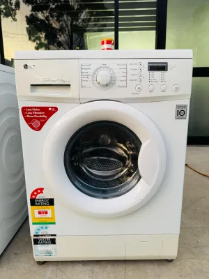 **LG 7.5KGS FRONT LOADER WASHING MACHINE** FREE DELIVERY