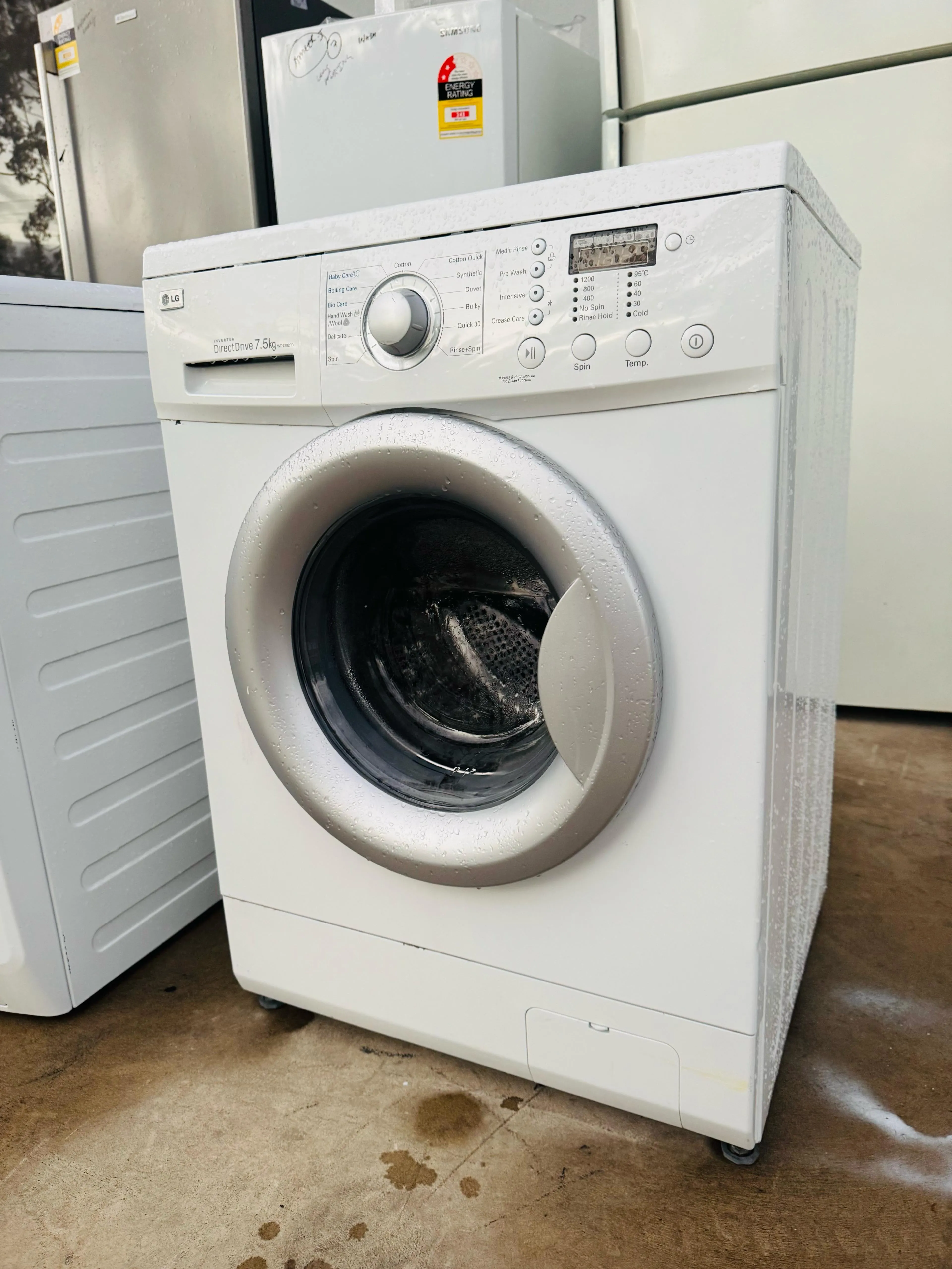 **LG 7.5KGS FRONT LOADER WASHING MACHINE**