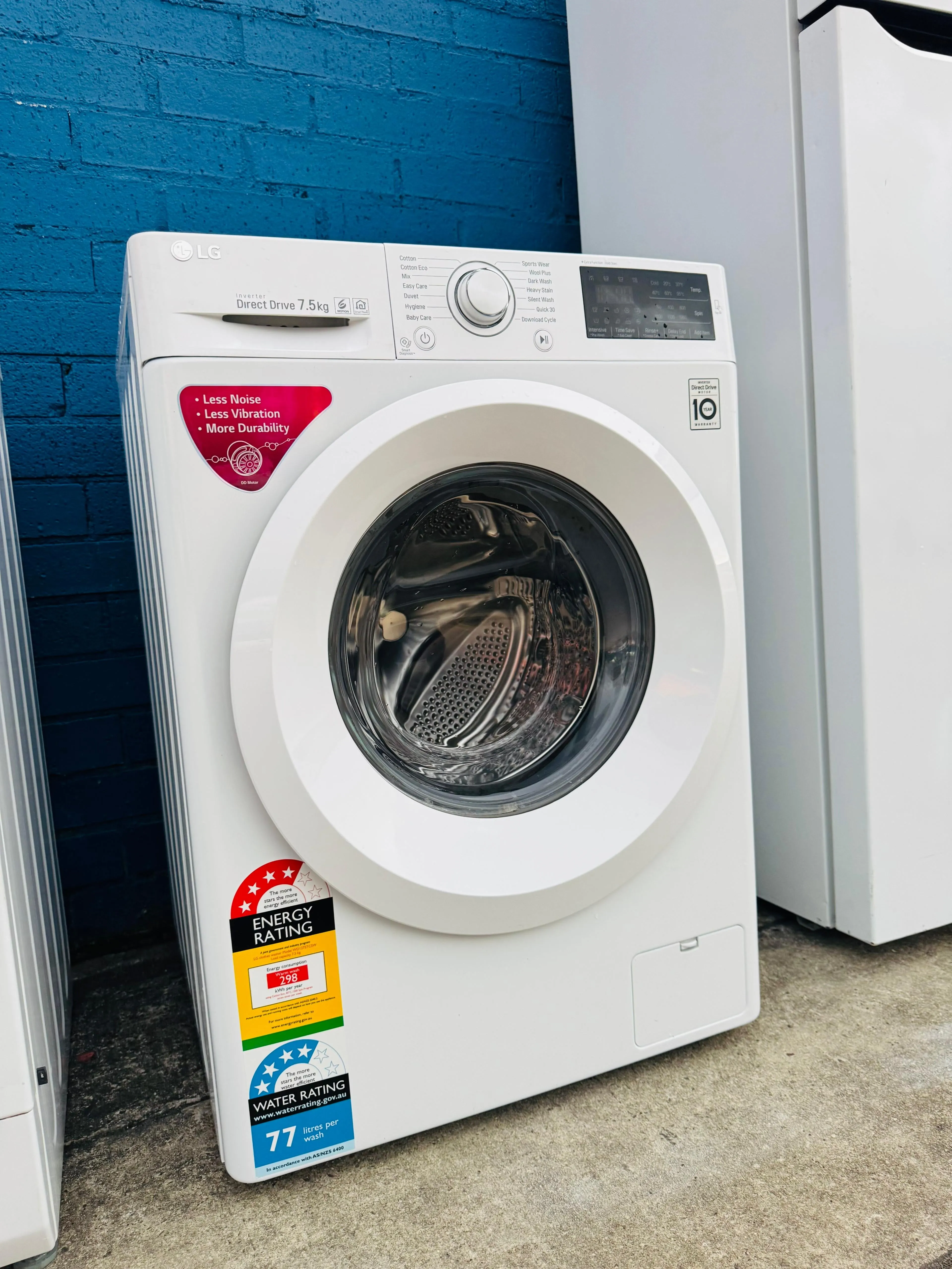 **LG 7.5KGS FRONT LOADER WASHING MACHINE**