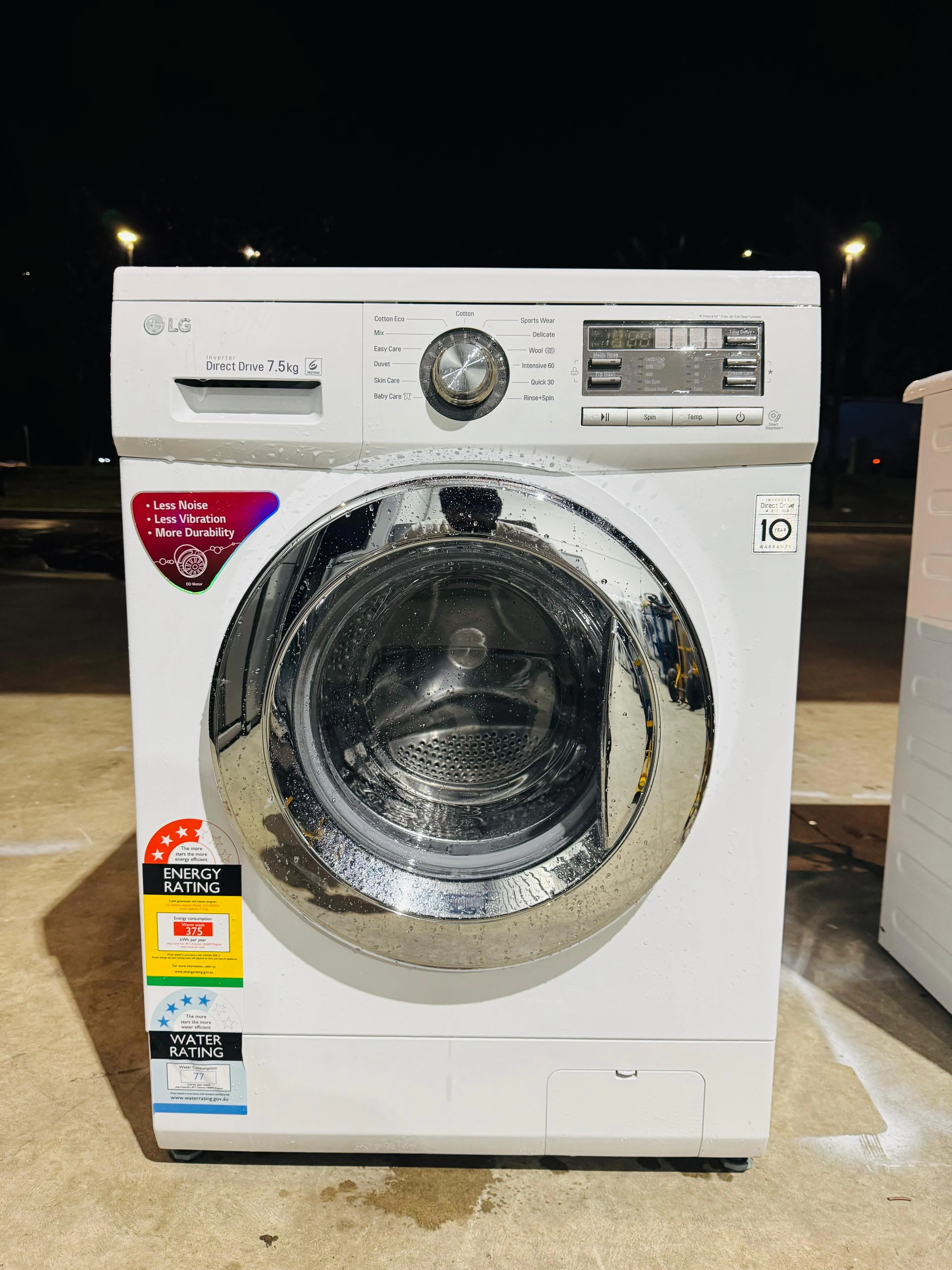 **LG 7.5KGS FRONT LOADER WASHING MACHINE**