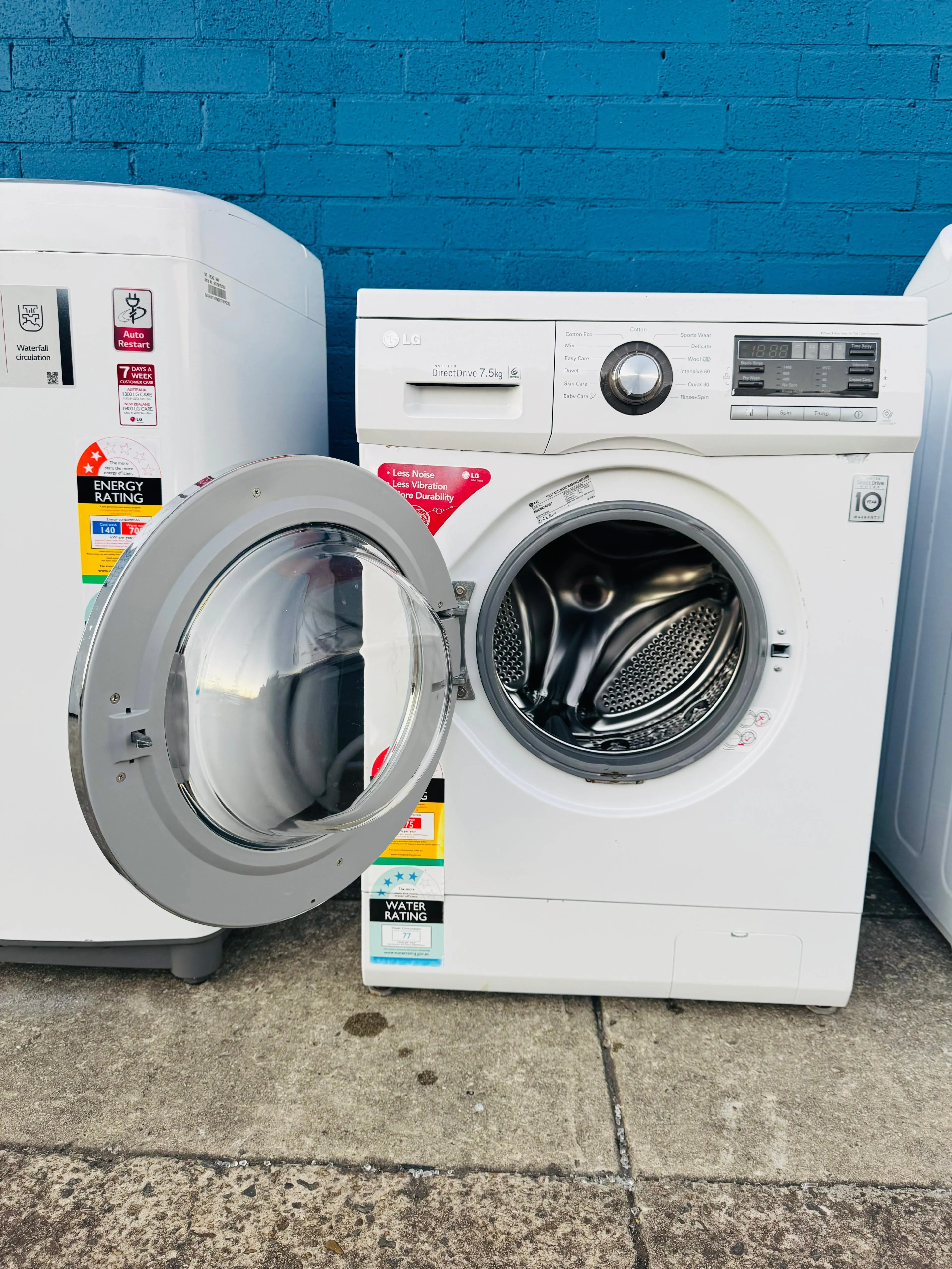 **LG 7.5KGS FRONT LOADER WASHING MACHINE**