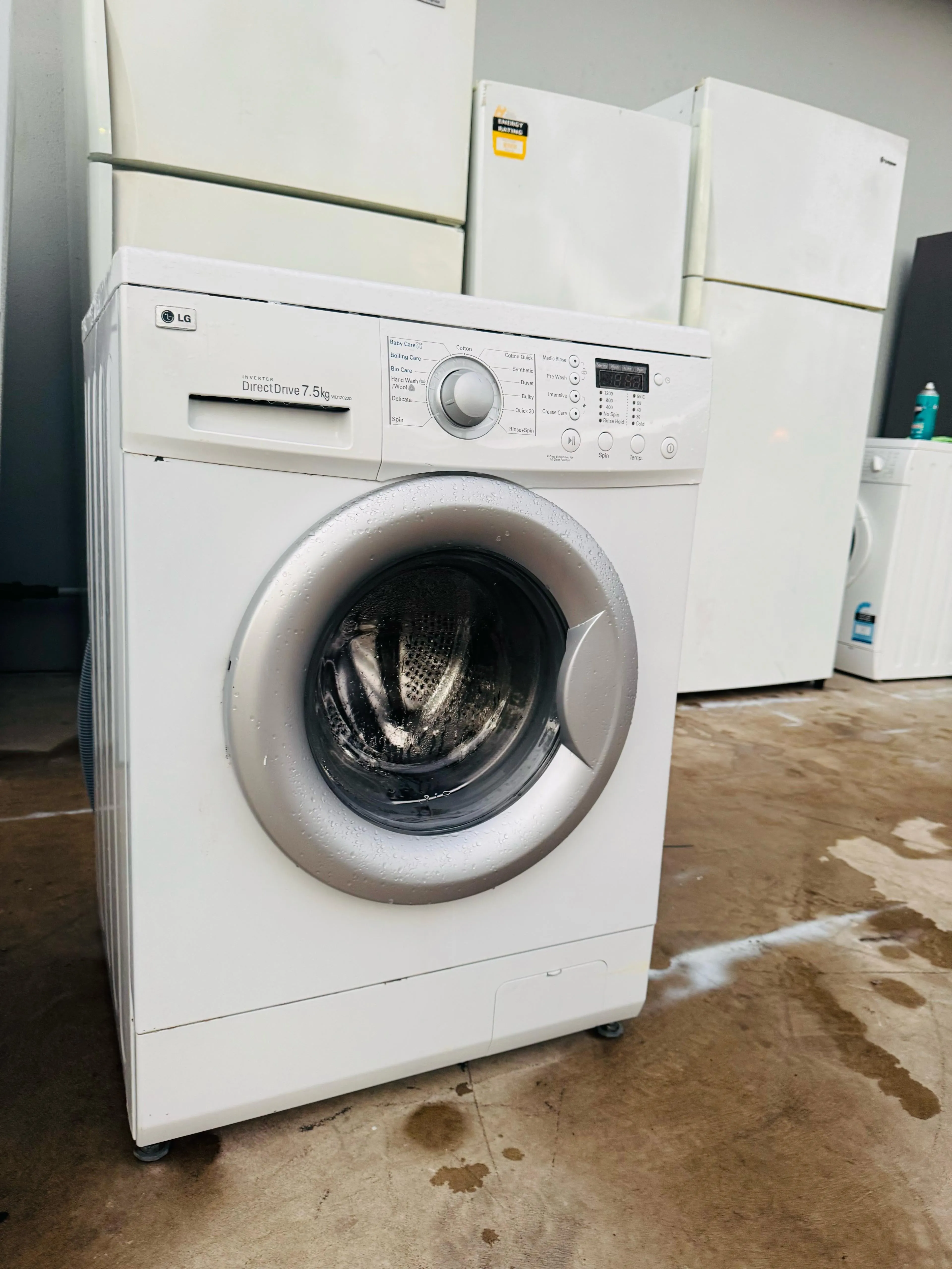 **LG 7.5KGS FRONT LOADER WASHING MACHINE**