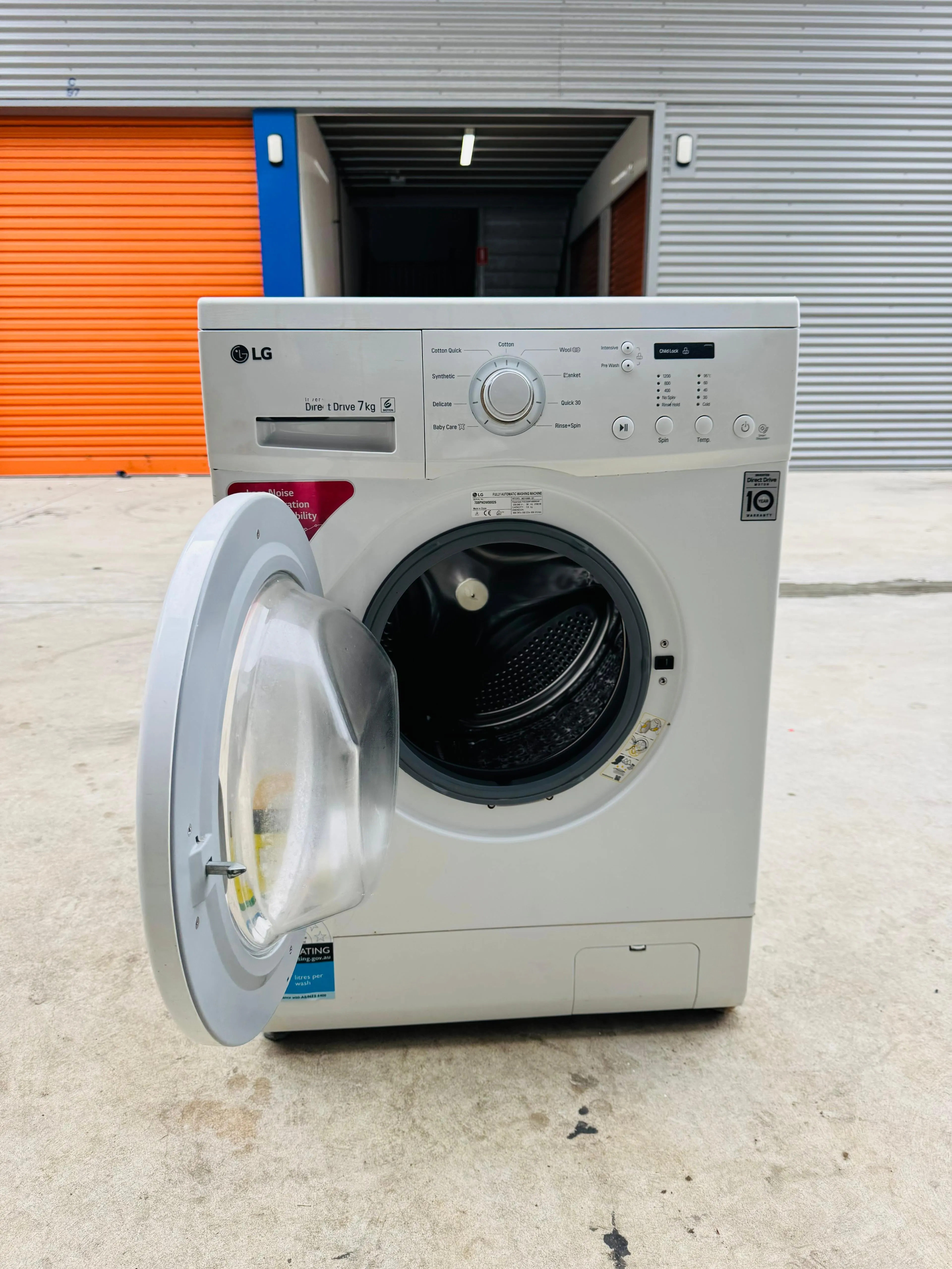 **LG 7KGS FRONT LOADER WASHING MACHINE**