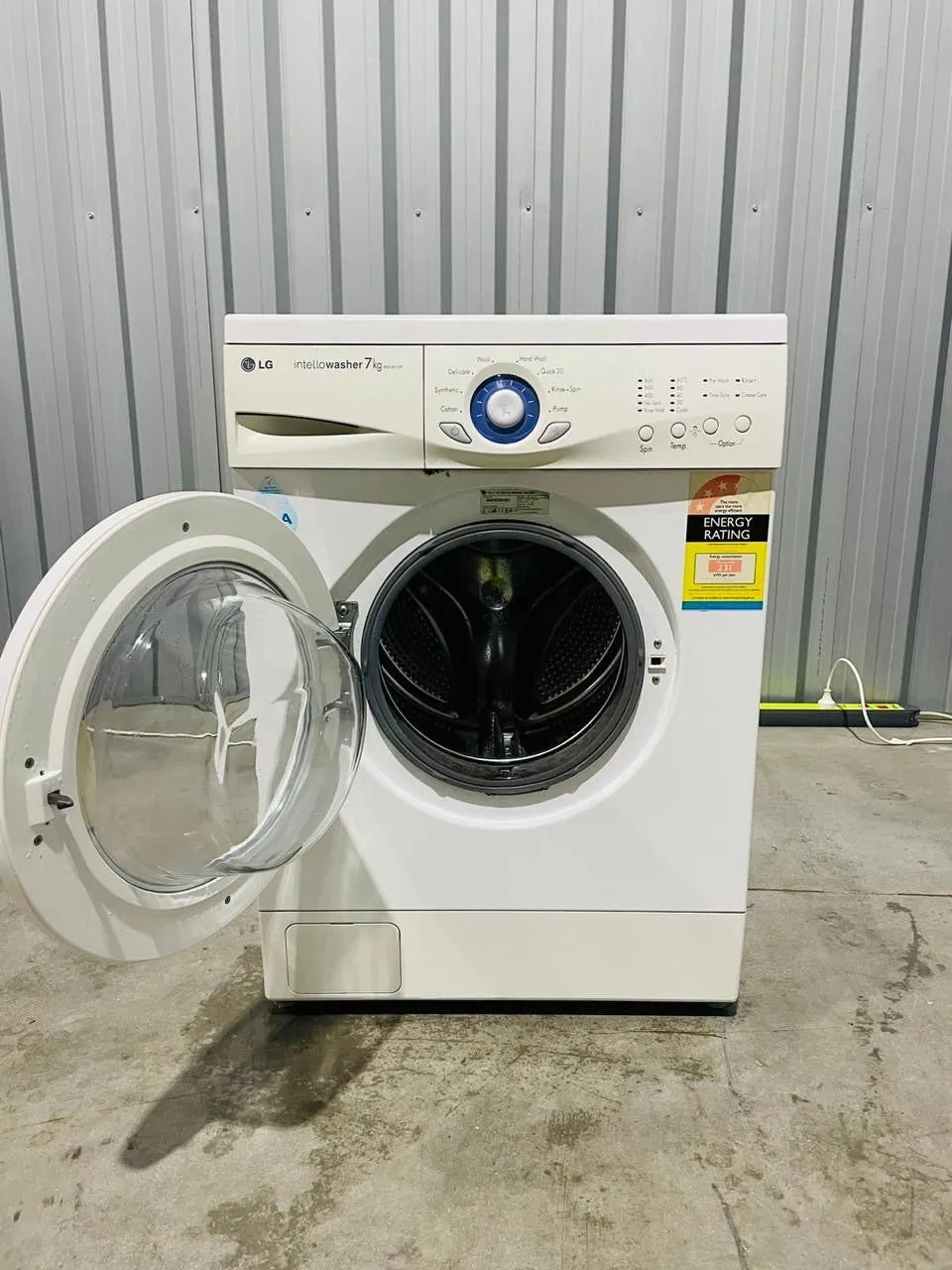 **LG 7KGS FRONT LOADER WASHING MACHINE**