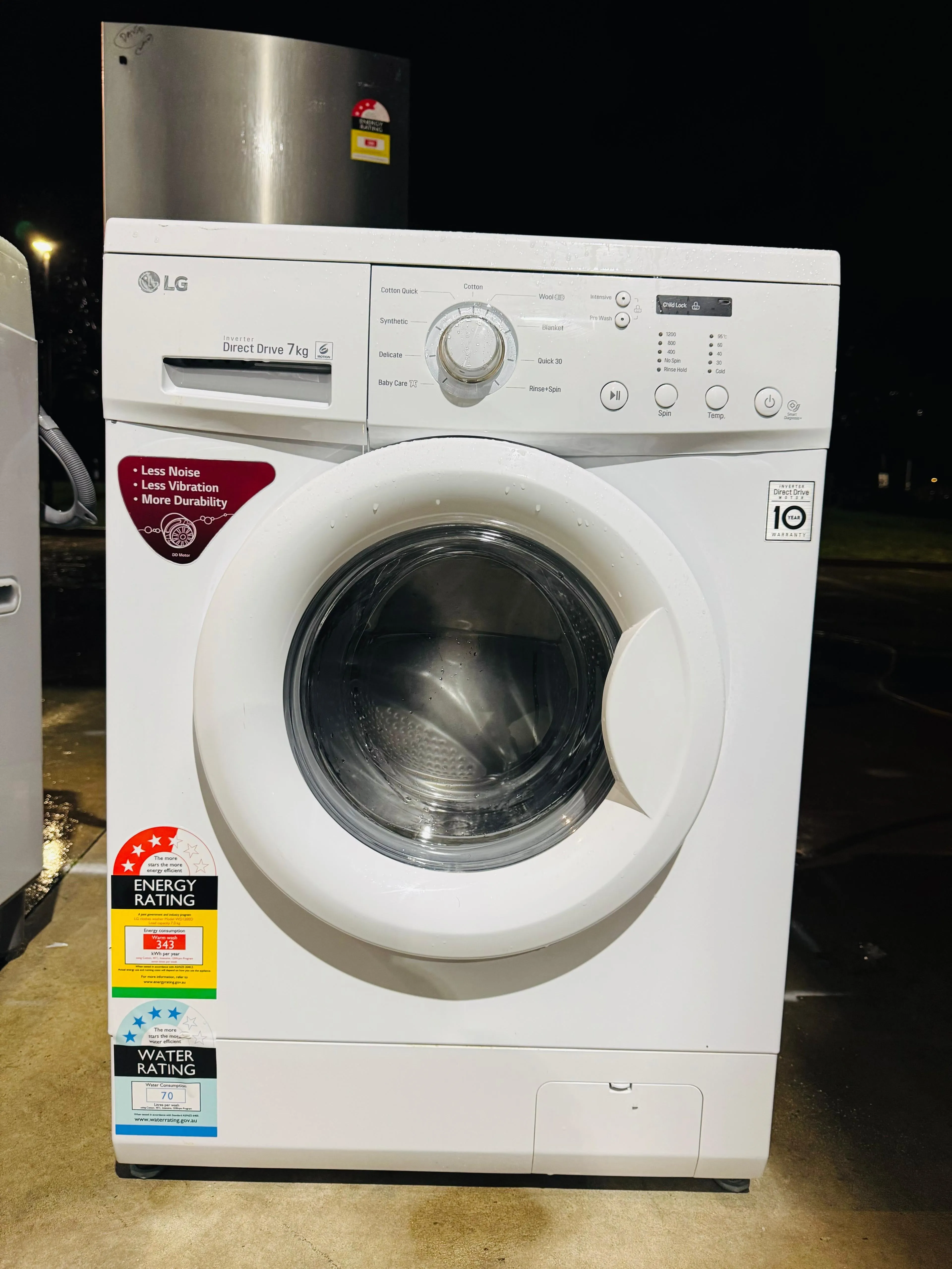**LG 7KGS FRONT LOADER WASHING MACHINE**