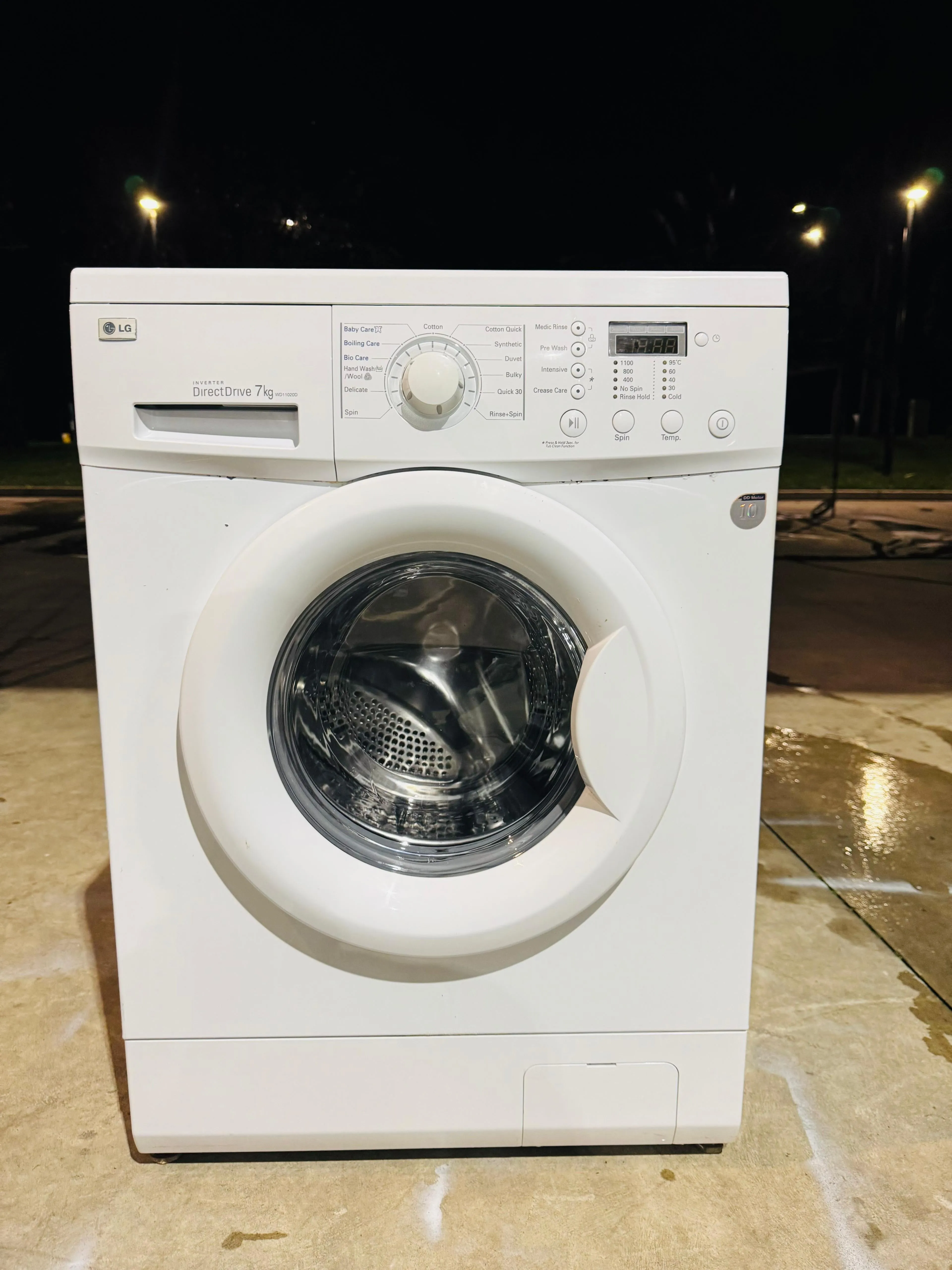 **LG 7KGS FRONT LOADER WASHING MACHINE**
