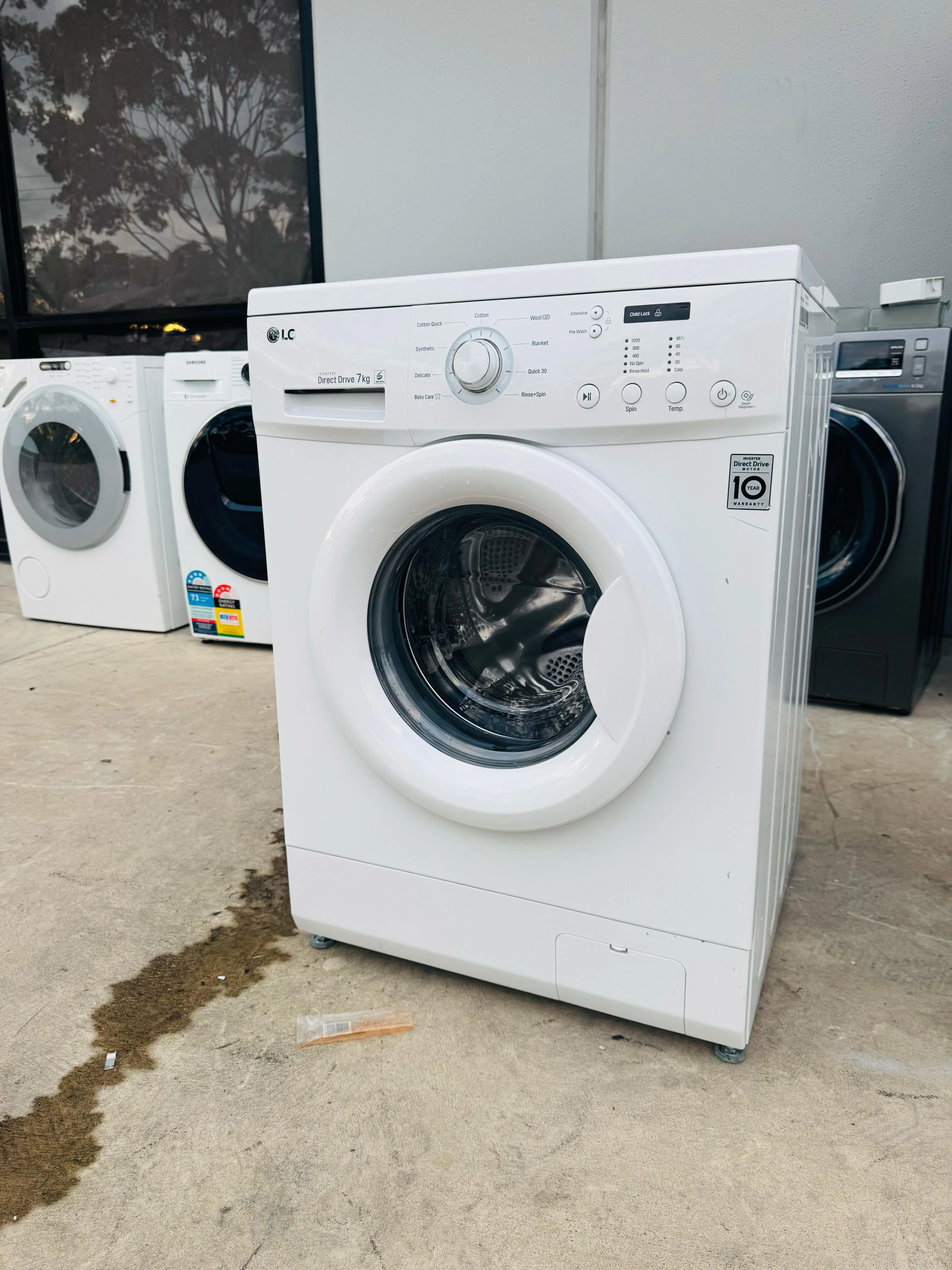**LG 7KGS FRONT LOADER WASHING MACHINE**