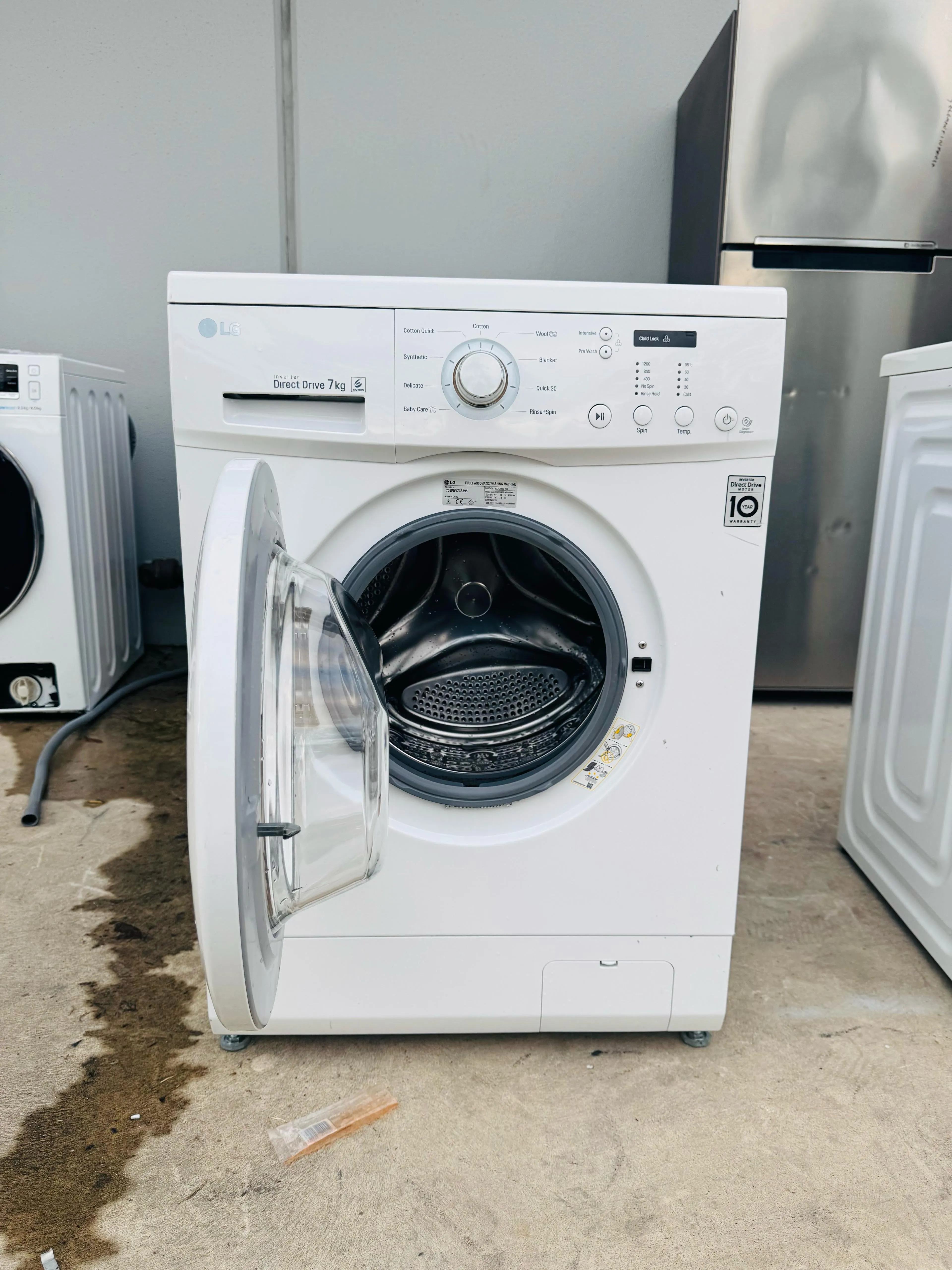 **LG 7KGS FRONT LOADER WASHING MACHINE**