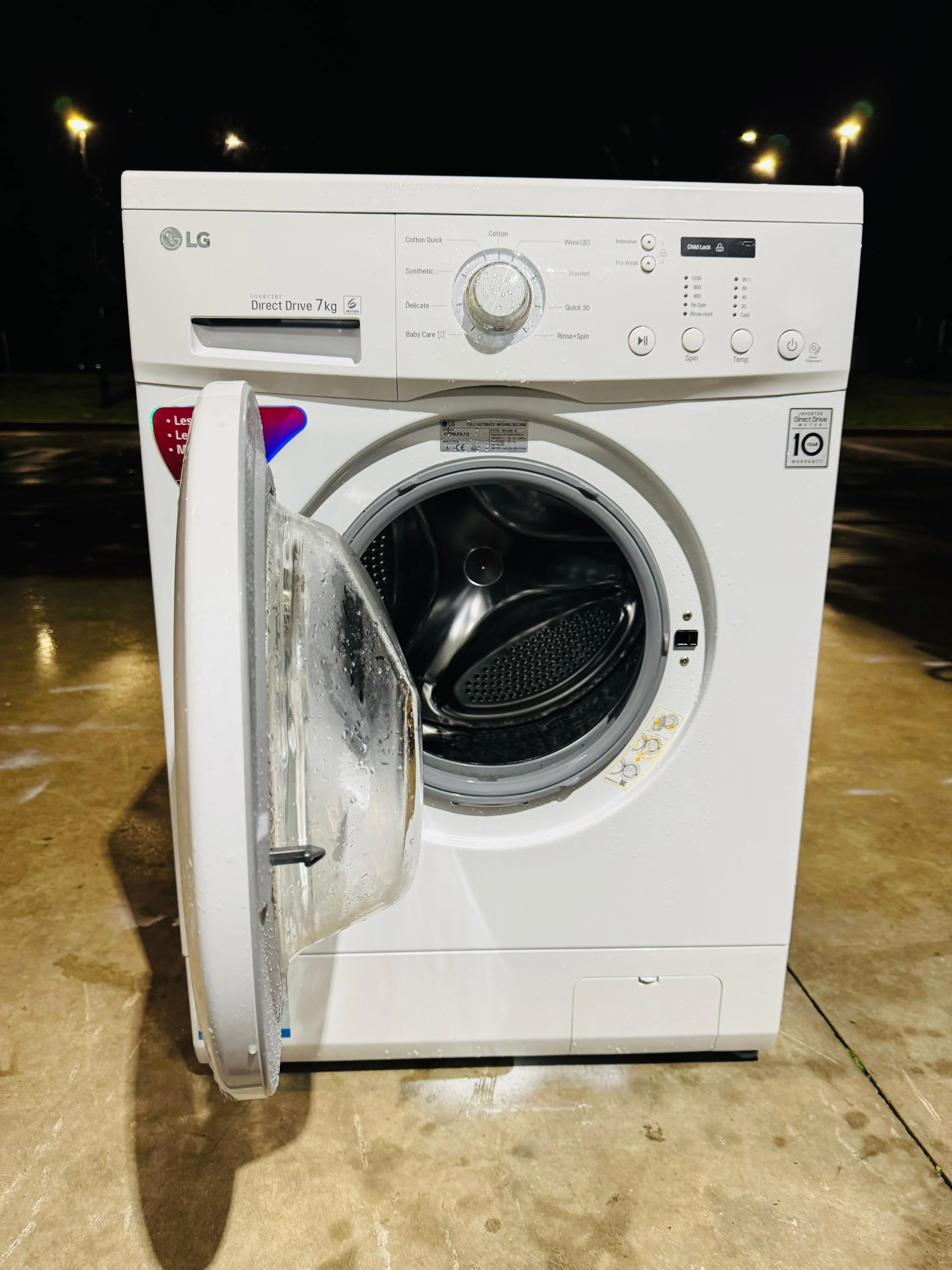 **LG 7KGS FRONT LOADER WASHING MACHINE**