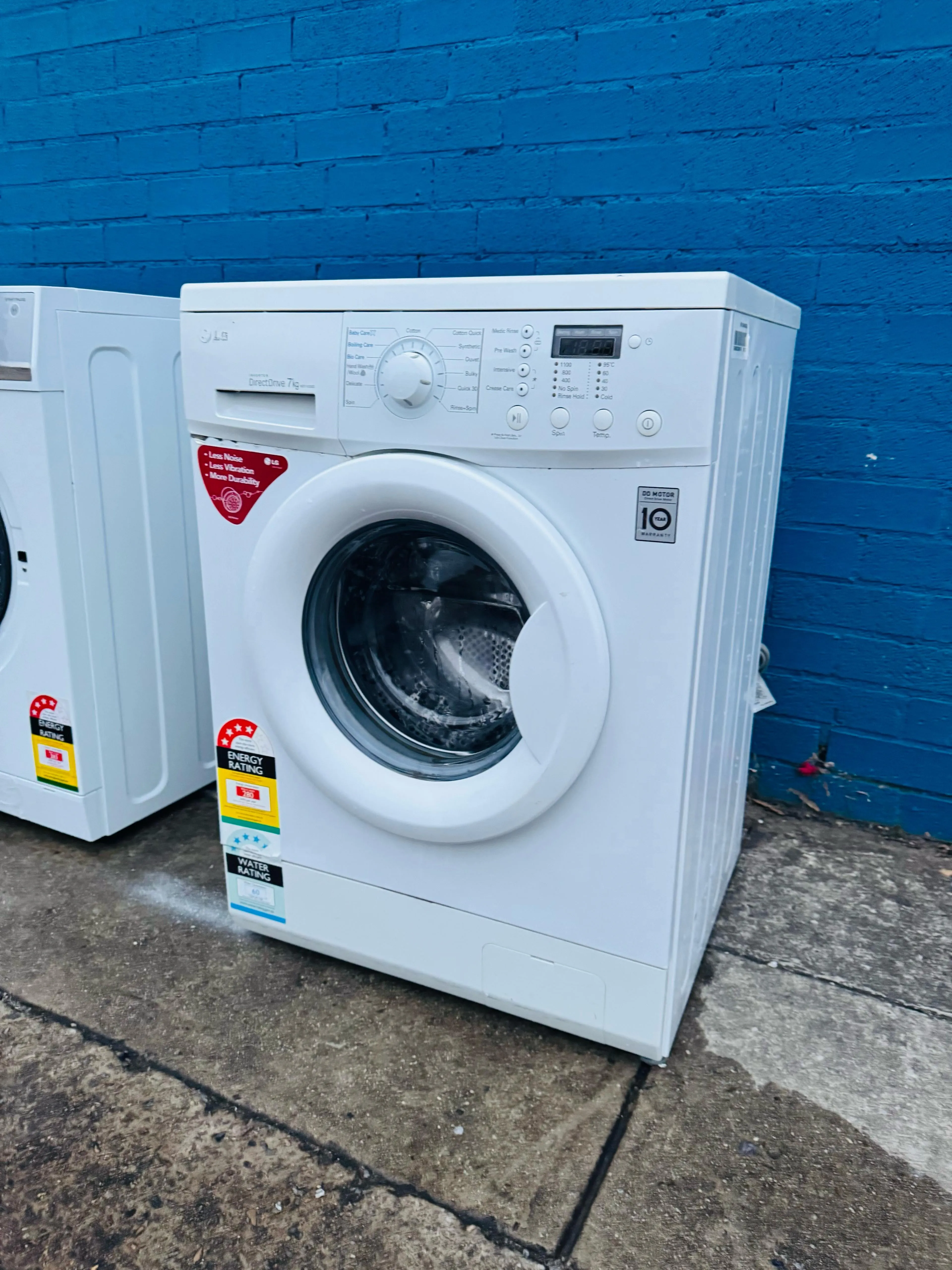 **LG 7KGS FRONT LOADER WASHING MACHINE**