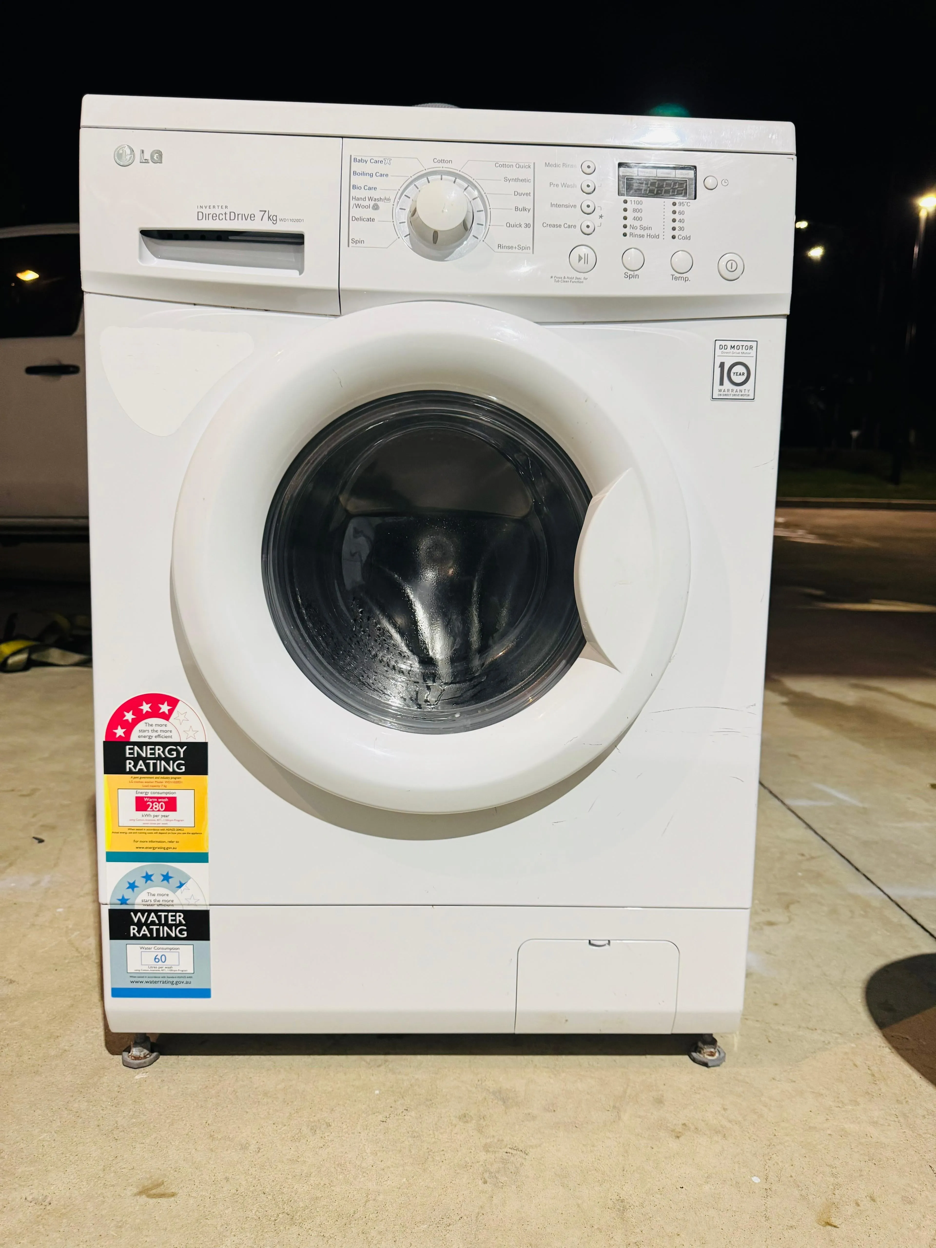 **LG 7KGS FRONT LOADER WASHING MACHINE**