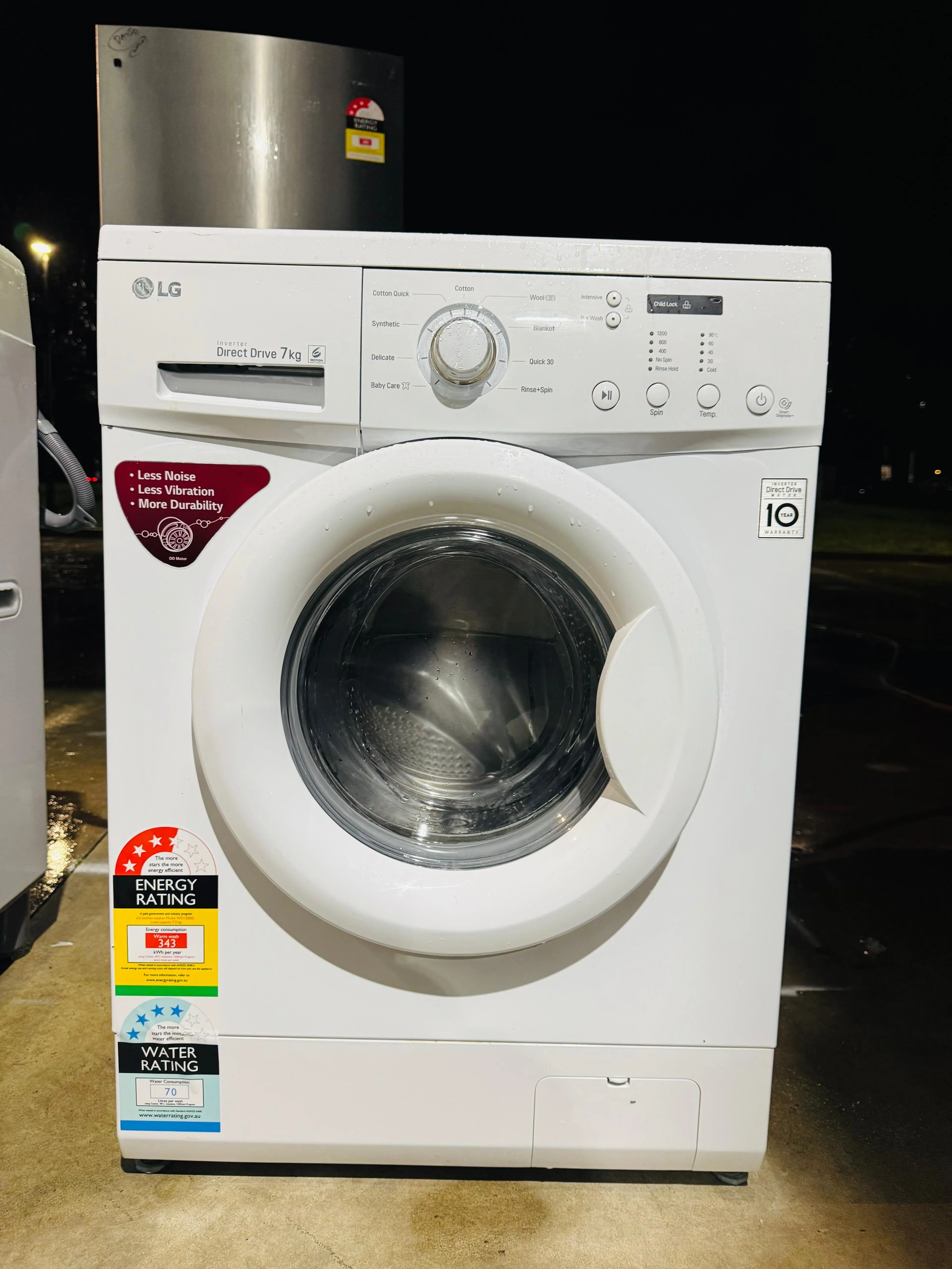 **LG 7KGS FRONT LOADER WASHING MACHINE**