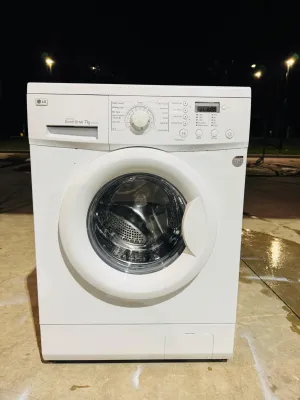 **LG 7KGS FRONT LOADER WASHING MACHINE**