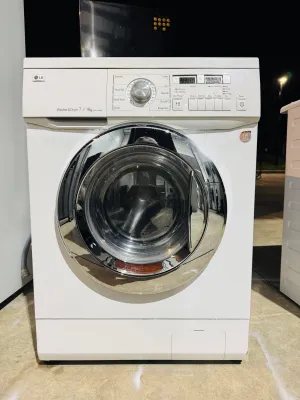 **LG 7KGS FRONT LOADER WASHING MACHINE**