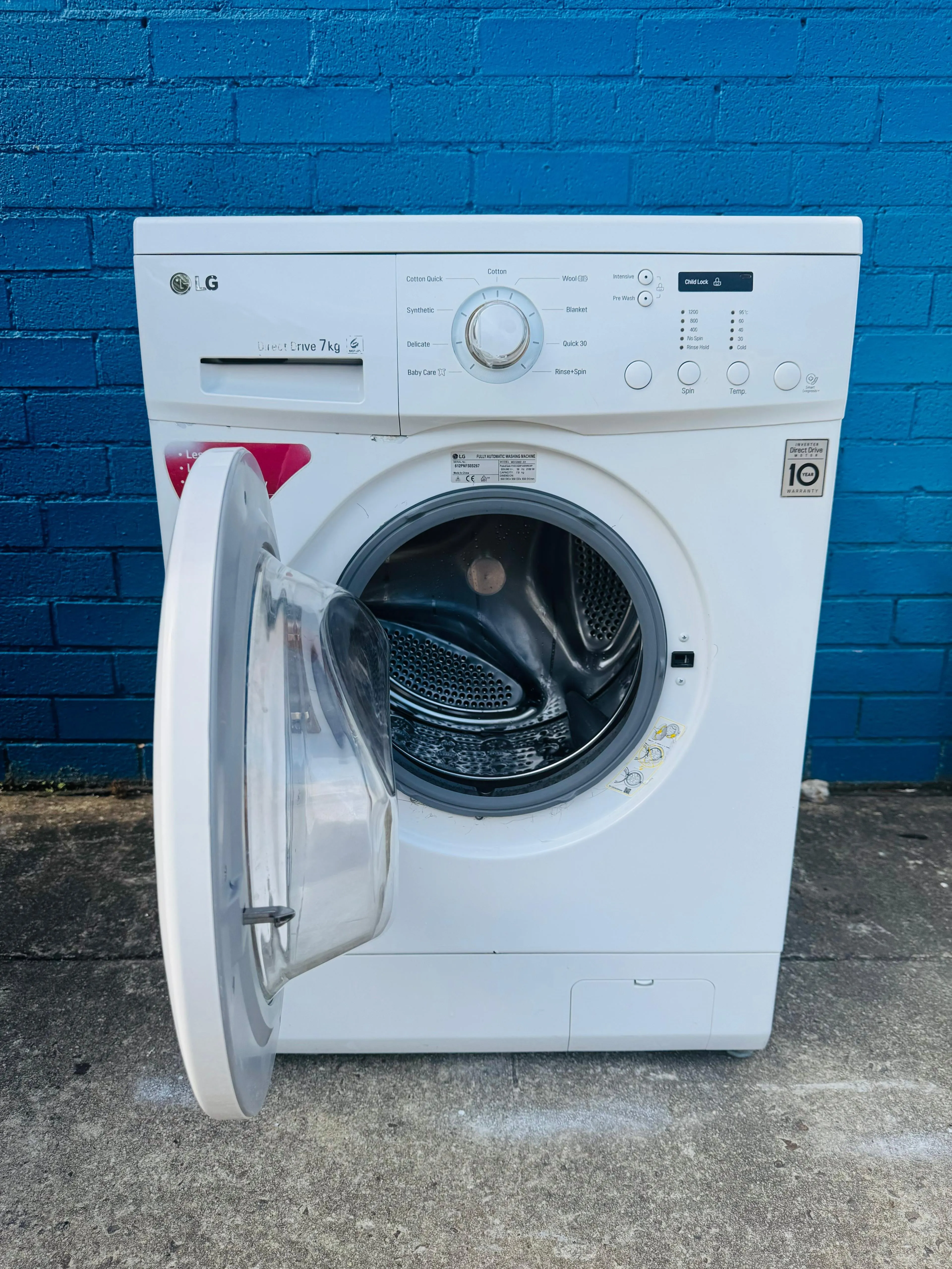 **LG 7KGS FRONT LOADER WASHING MACHINE**