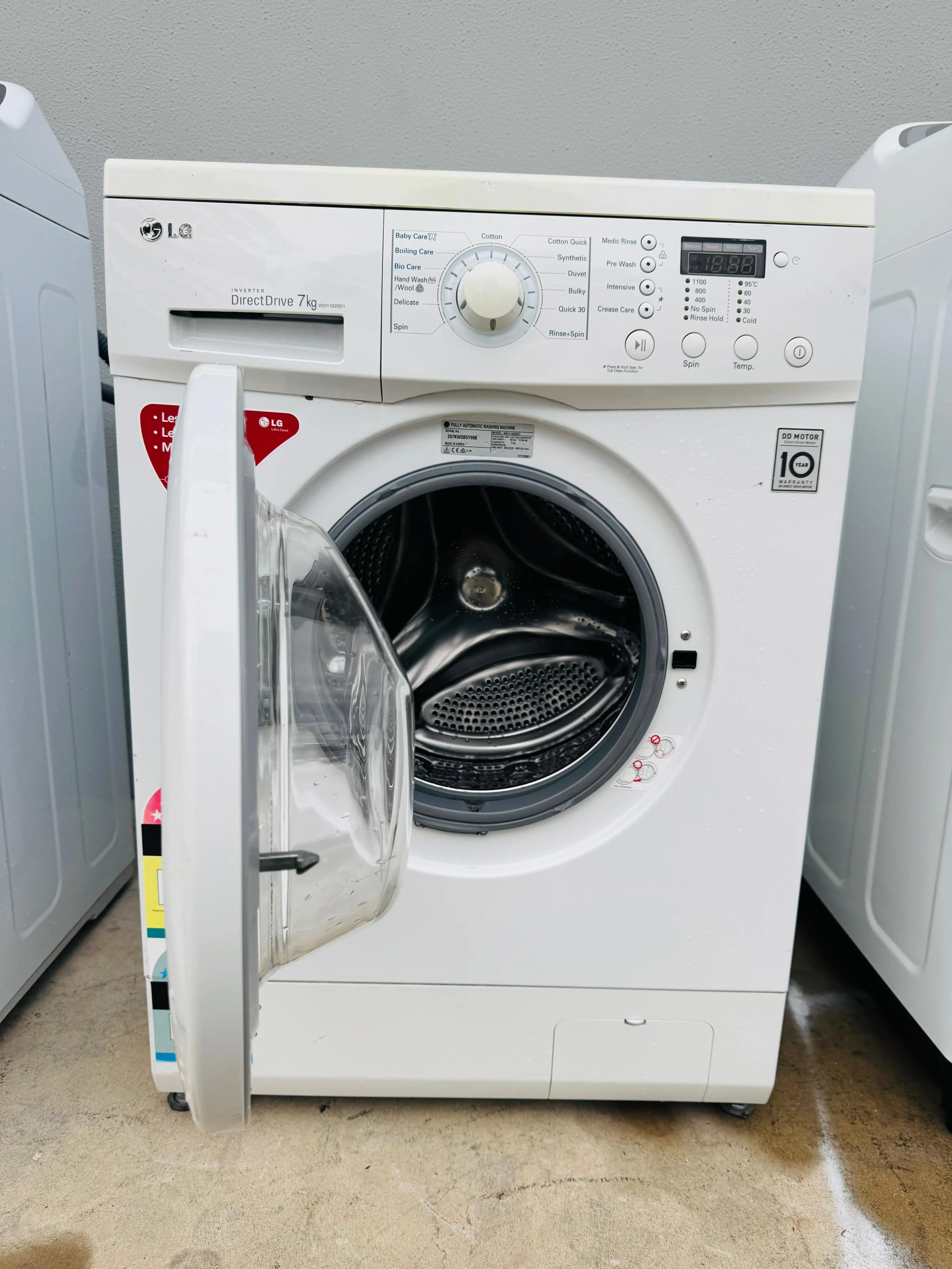 **LG 7KGS FRONT LOADER WASHING MACHINE**