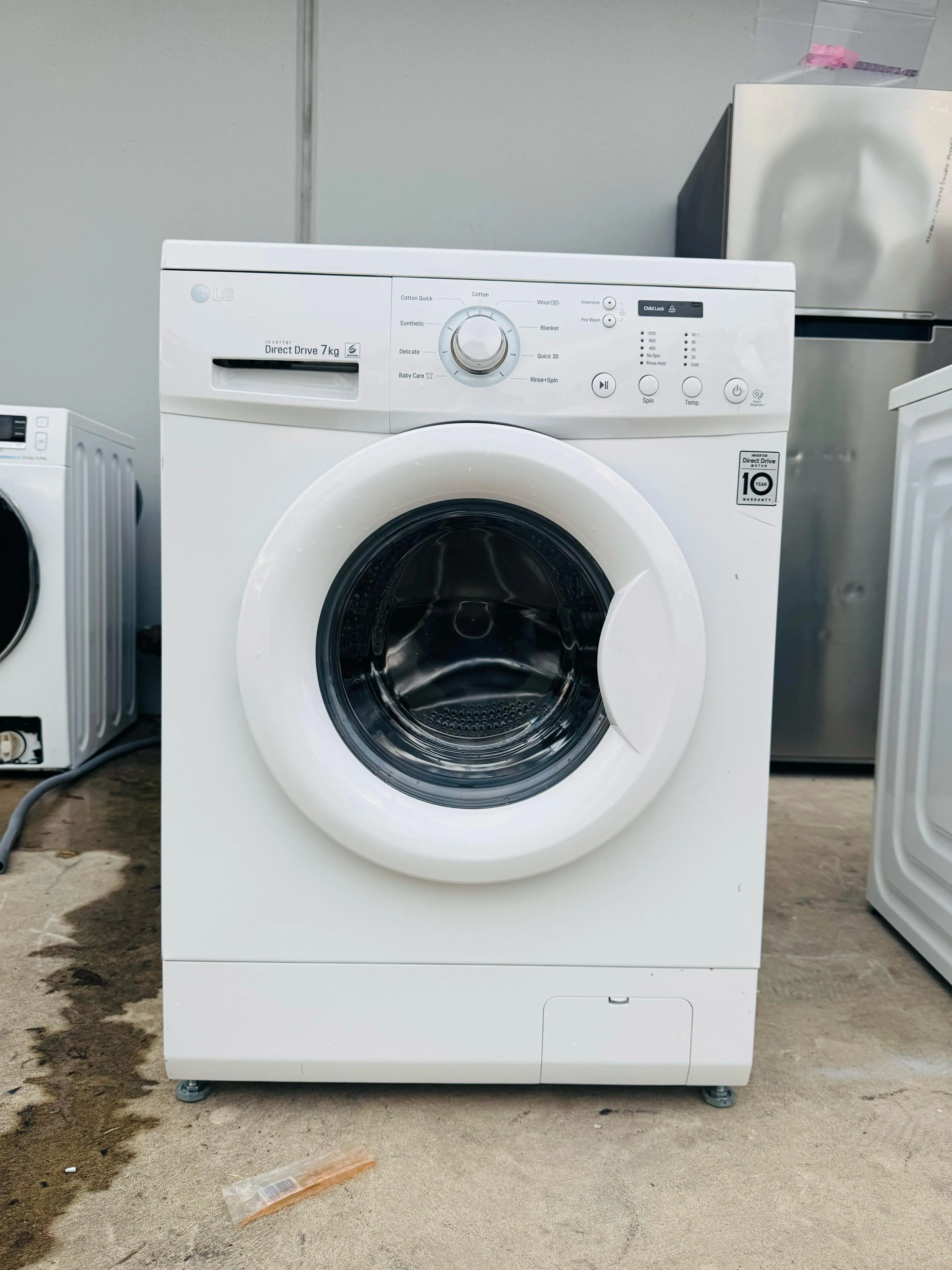 **LG 7KGS FRONT LOADER WASHING MACHINE**