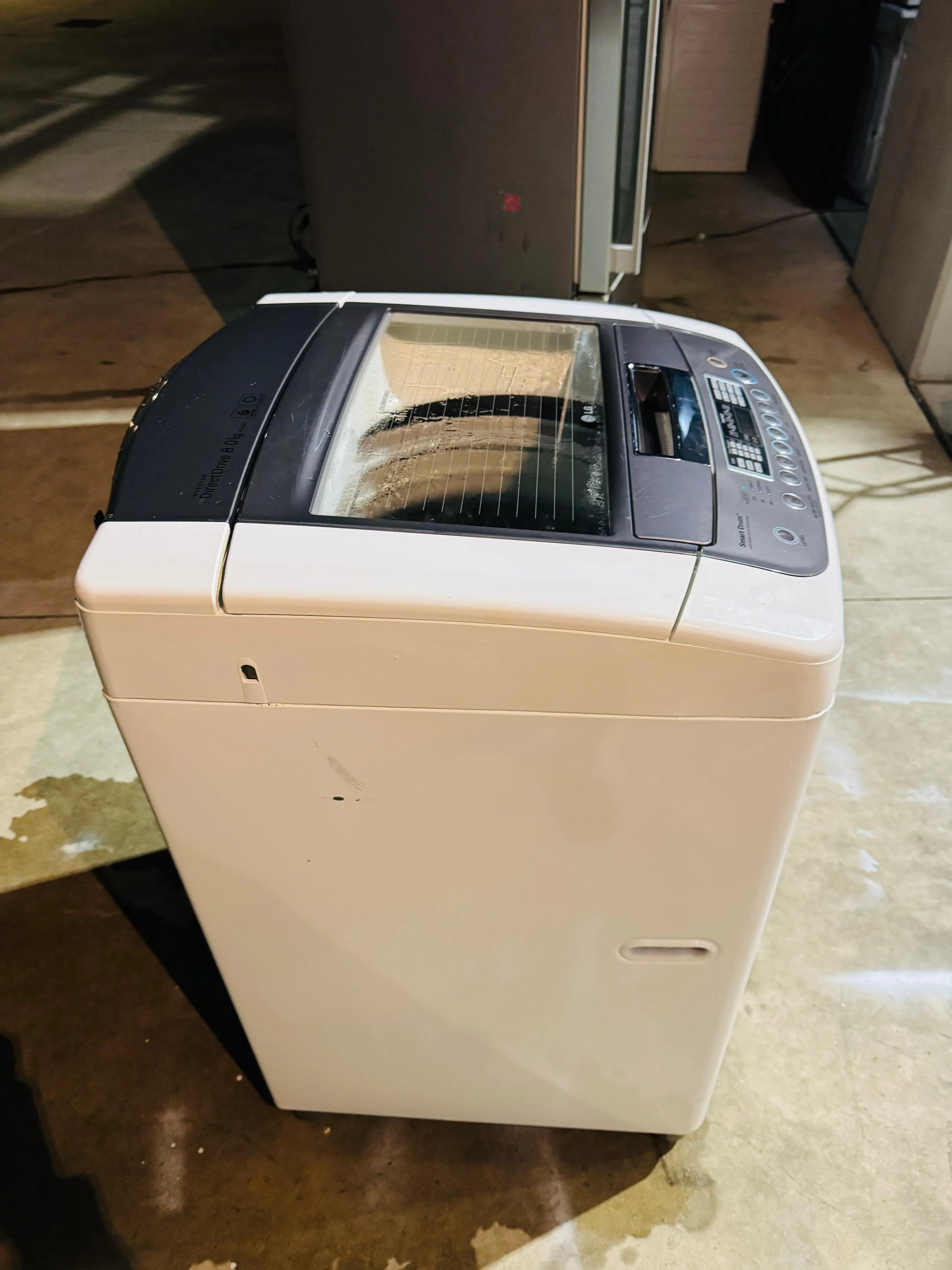 **LG 8 KGS TOP LOADER WASHING MACHINE**