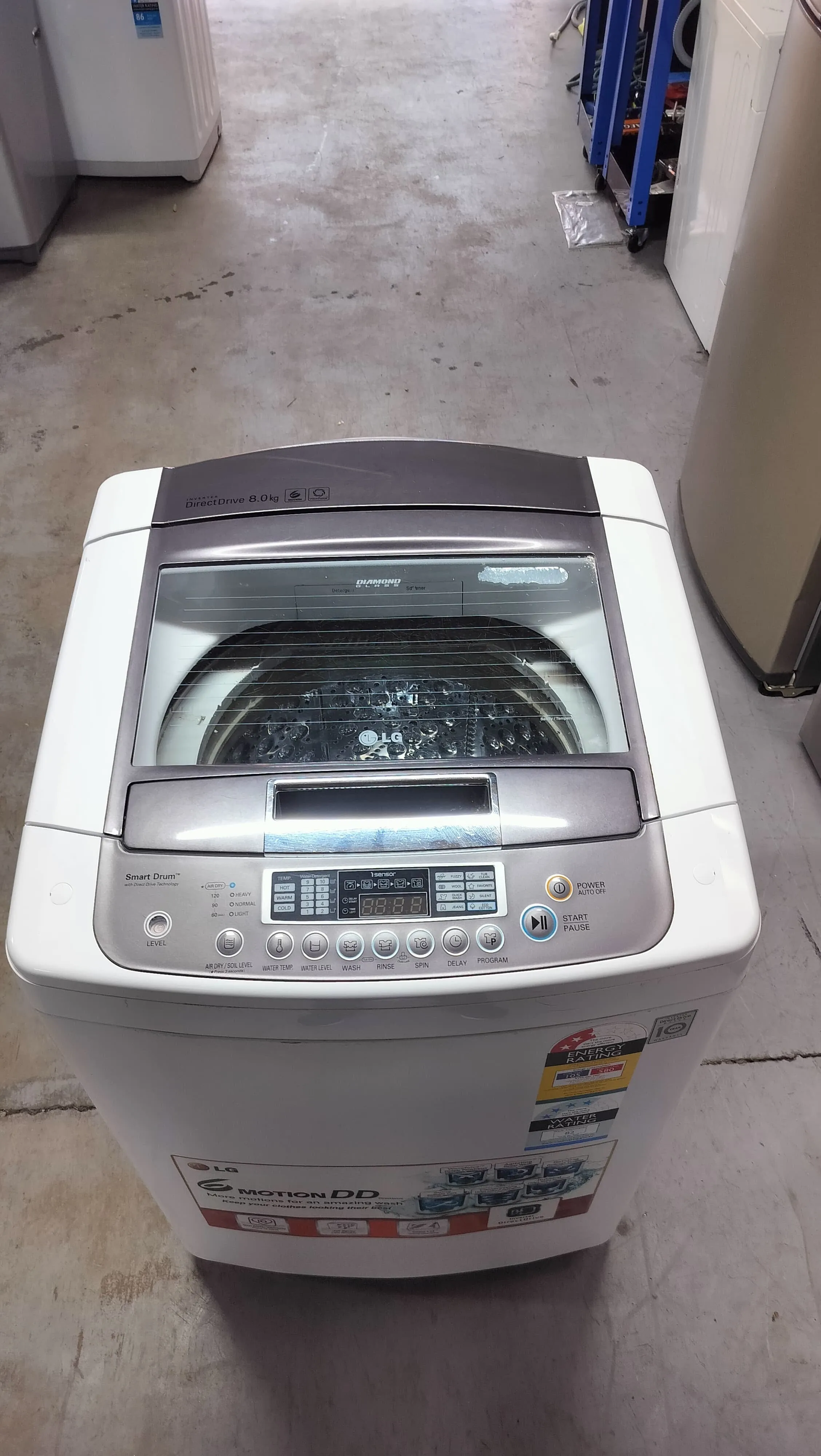 **LG 8 KGS TOPLOADER WASHING MACHINE**
