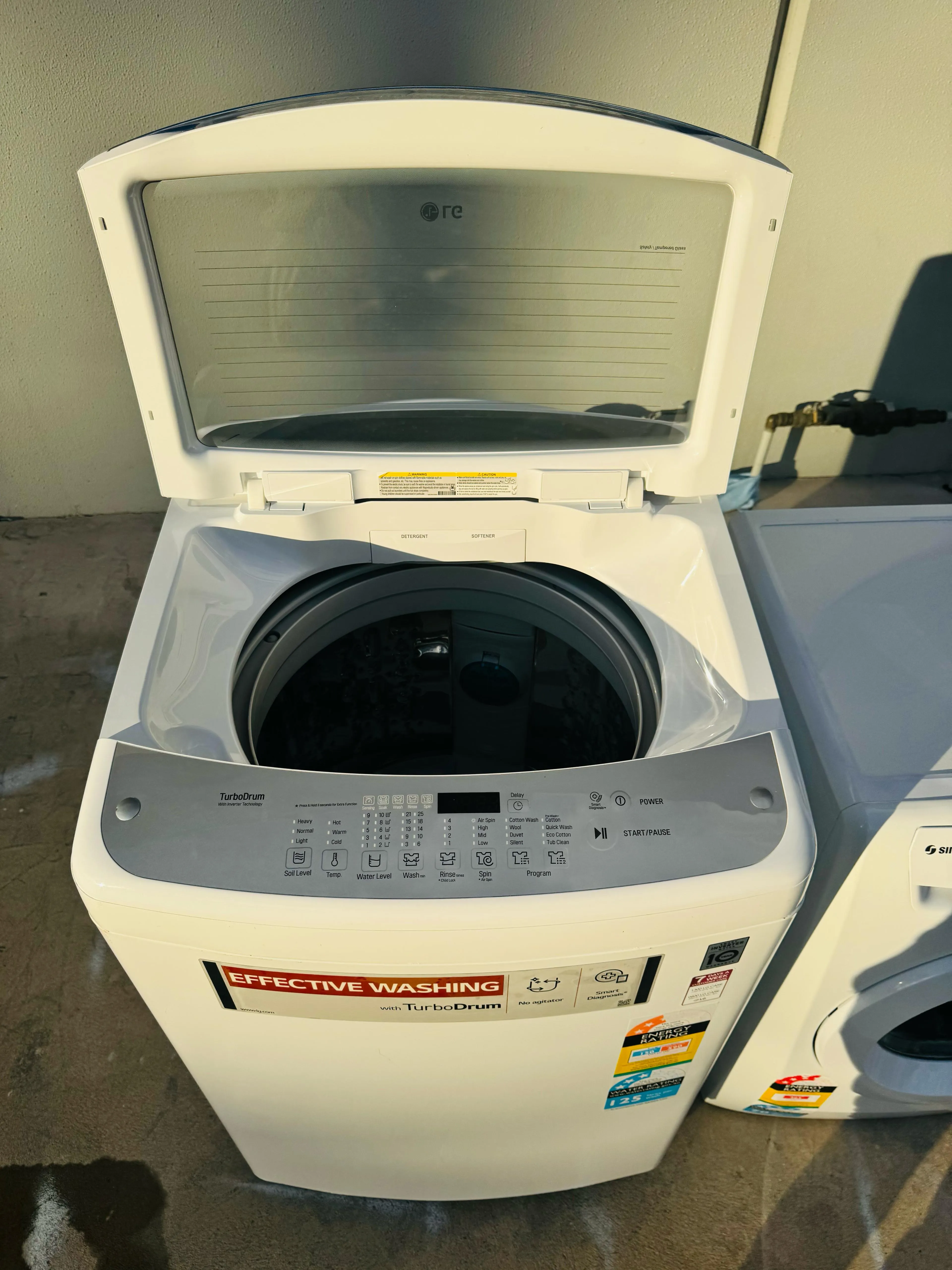 **LG 8.5 KGS TOP LOADER WASHING MACHINE** FREE DELIVERY