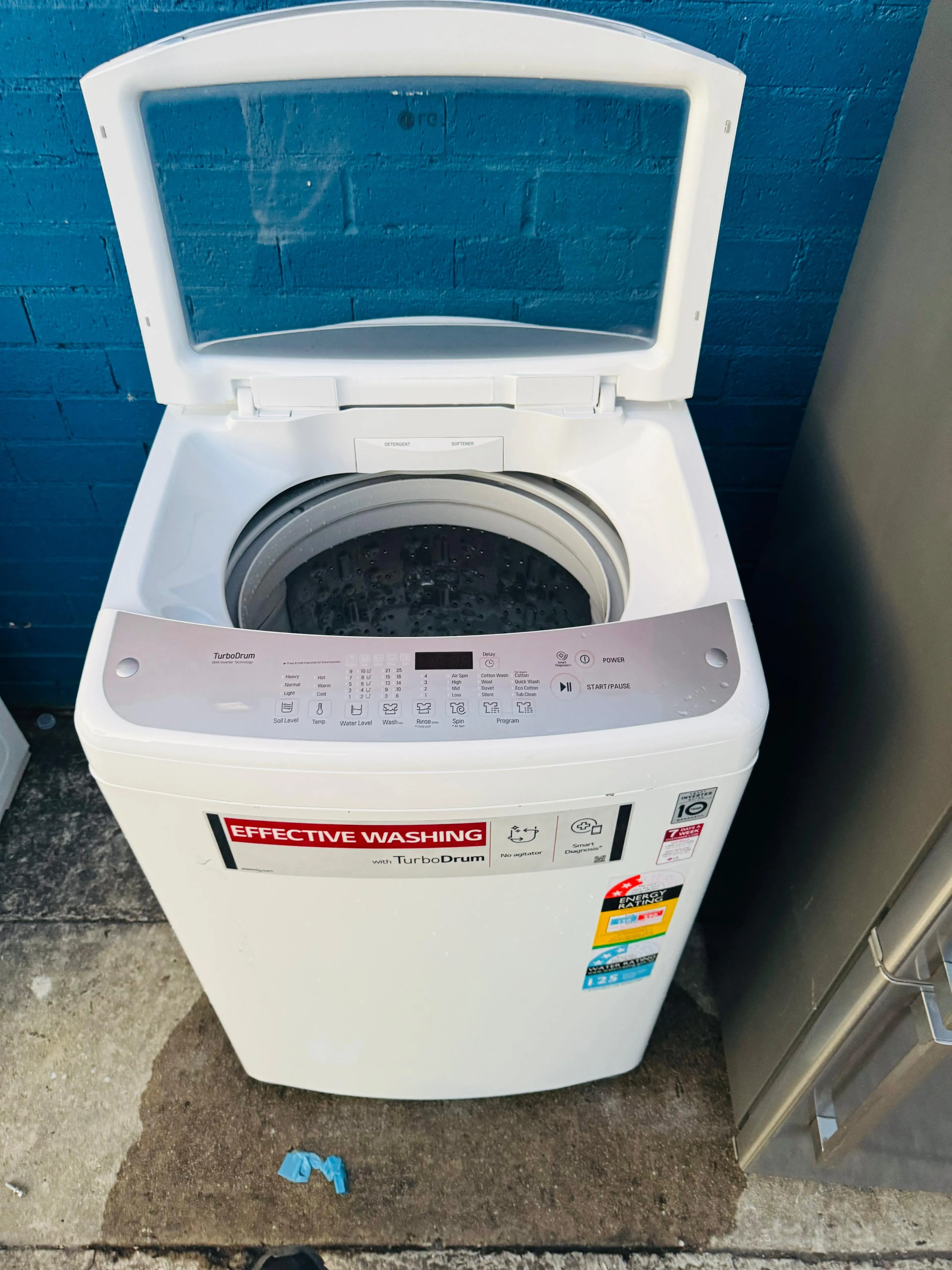 **LG 8.5 KGS TOP LOADER WASHING MACHINE**