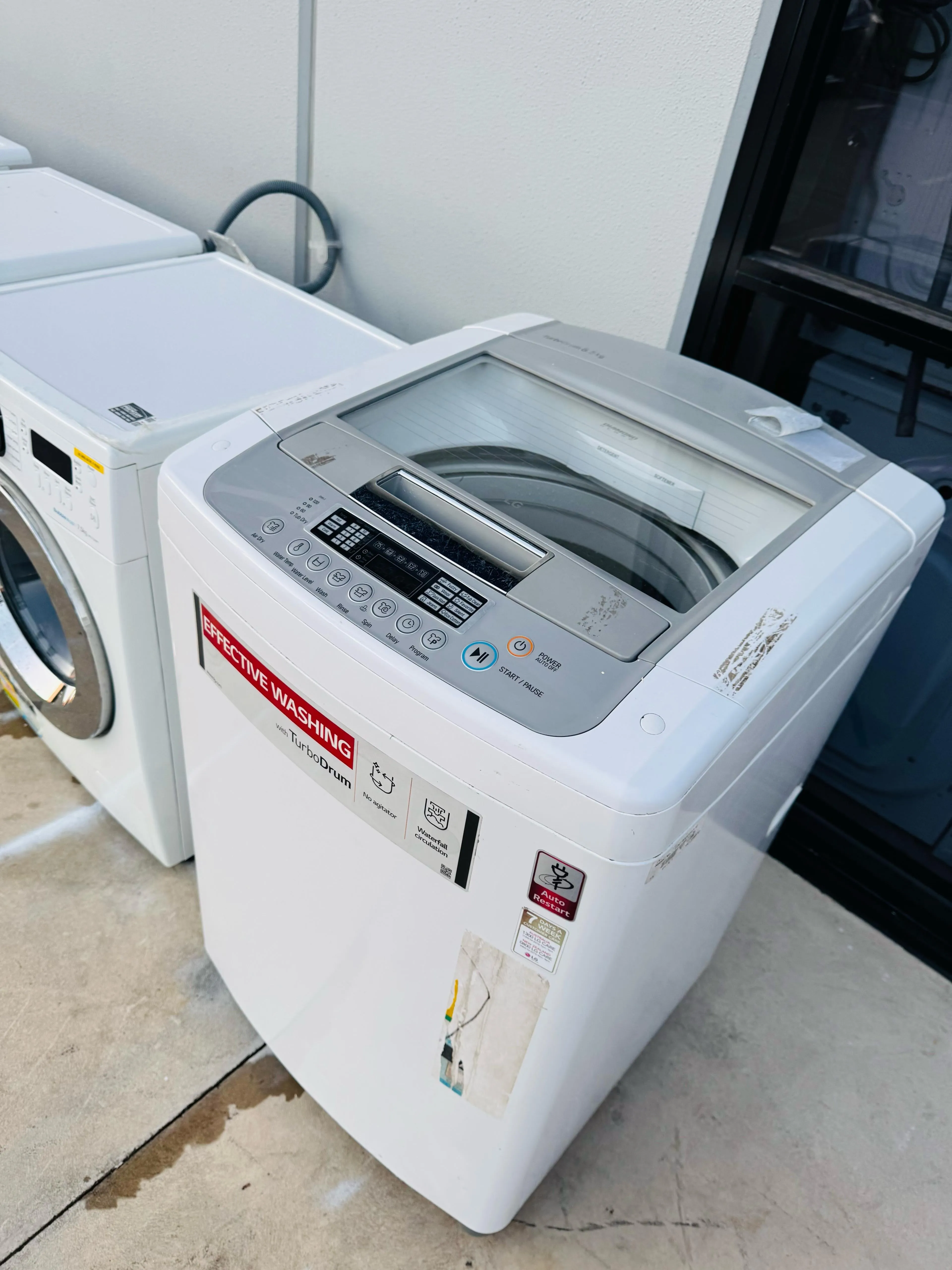 **LG 8.5 KGS TOP LOADER WASHING MACHINE**