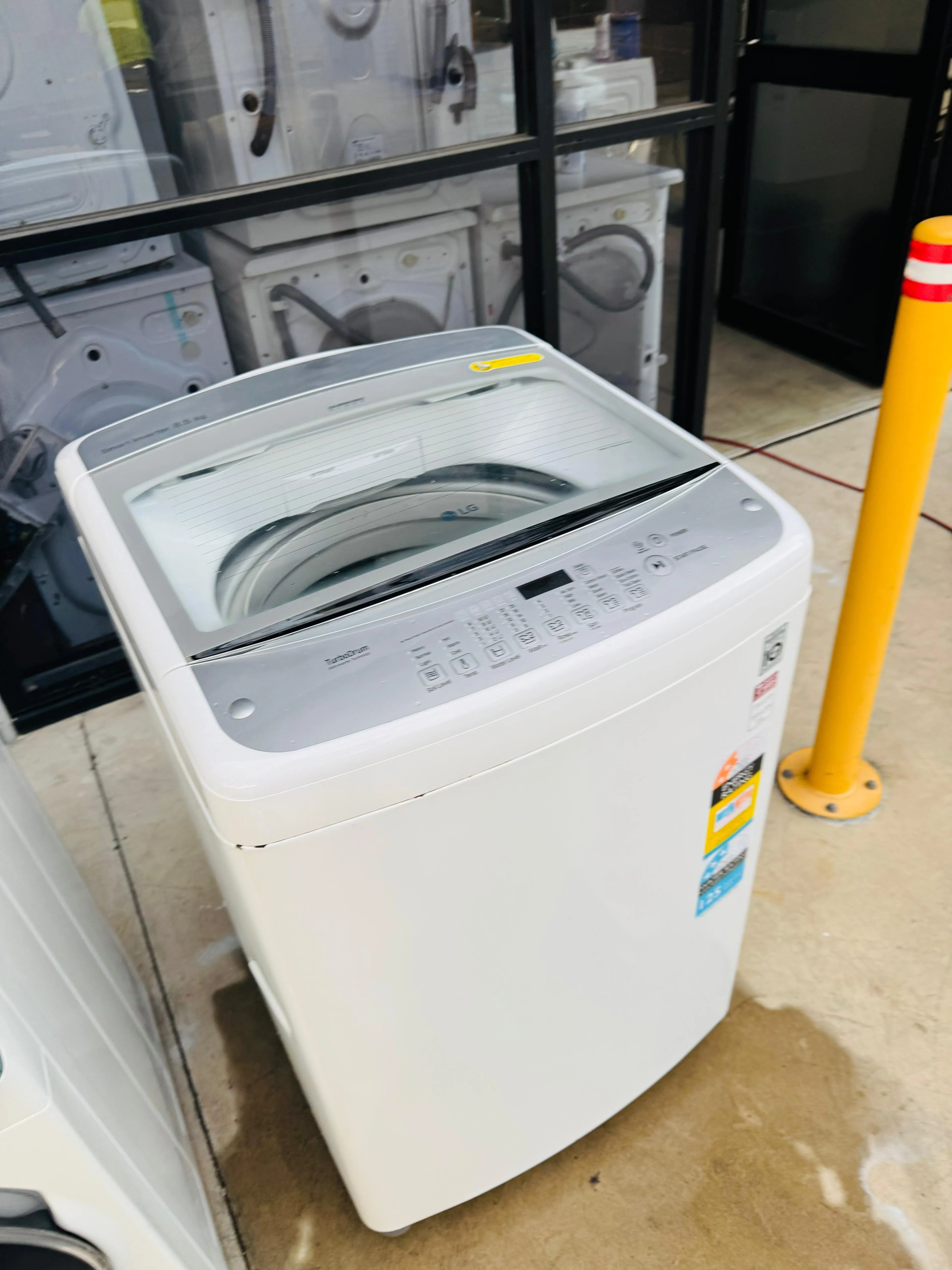 **LG 8.5 KGS TOP LOADER WASHING MACHINE**