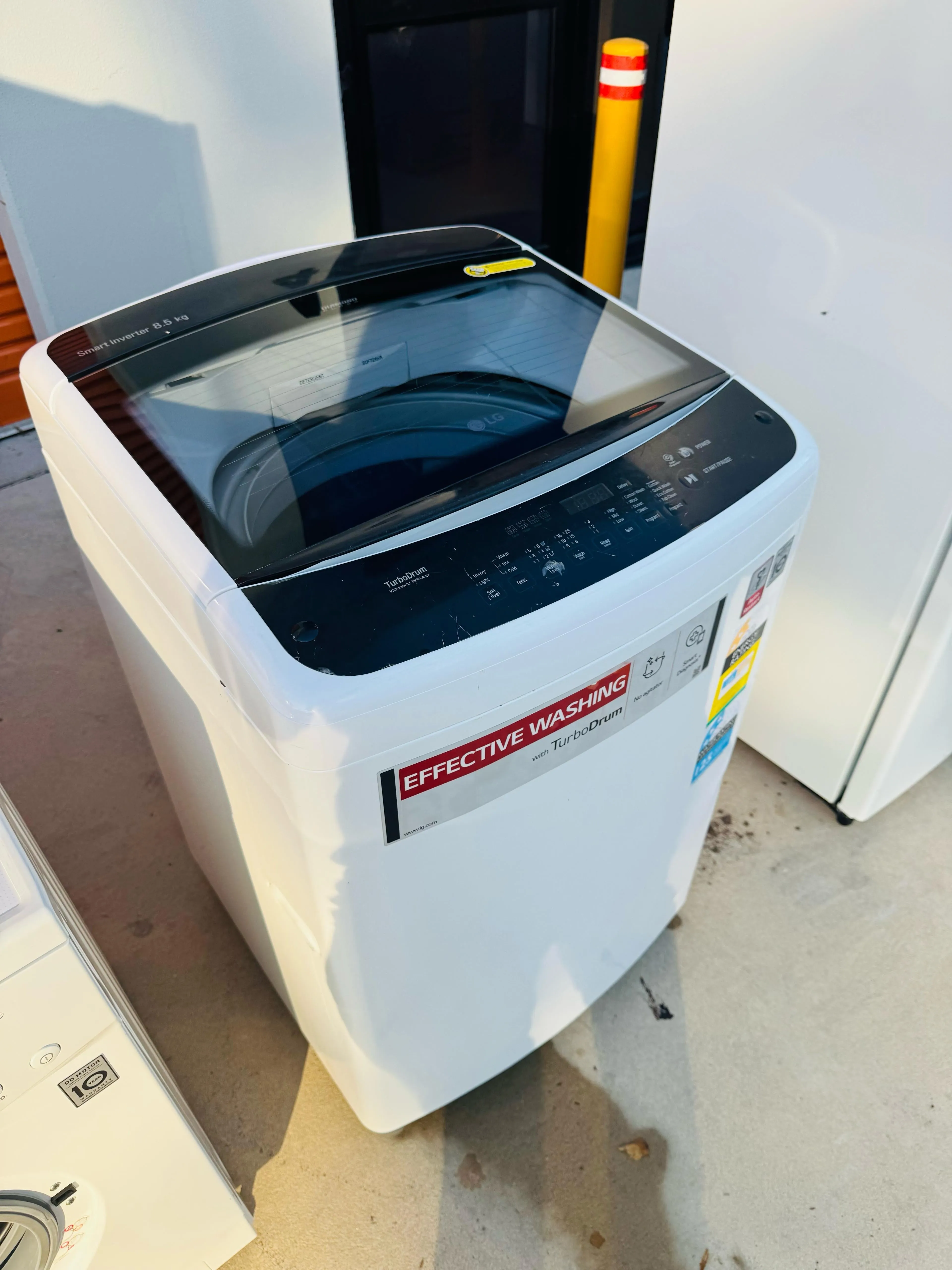 **LG 8.5 KGS TOP LOADER WASHING MACHINE**