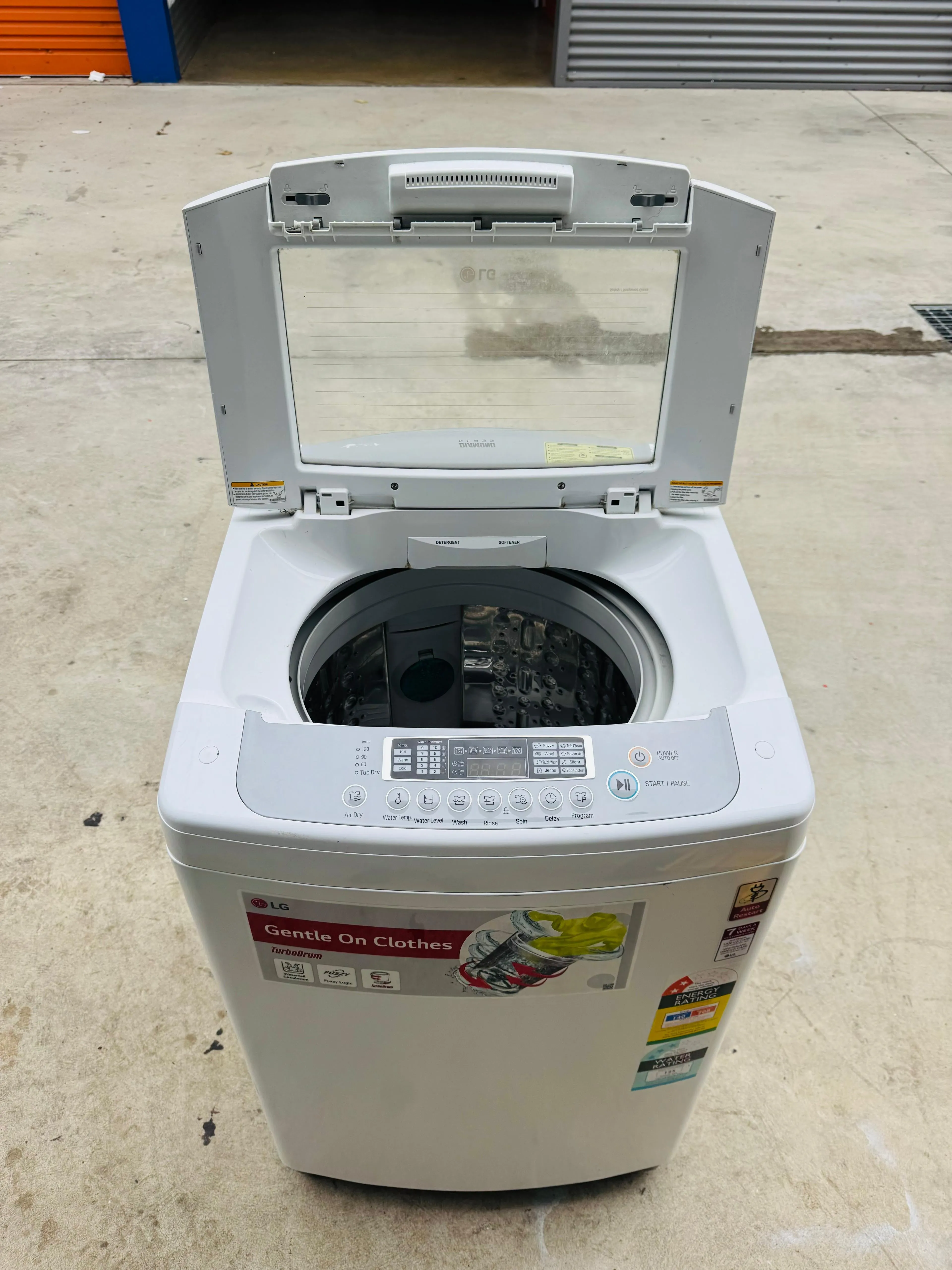 **LG 8.5 KGS TOP LOADER WASHING MACHINE**