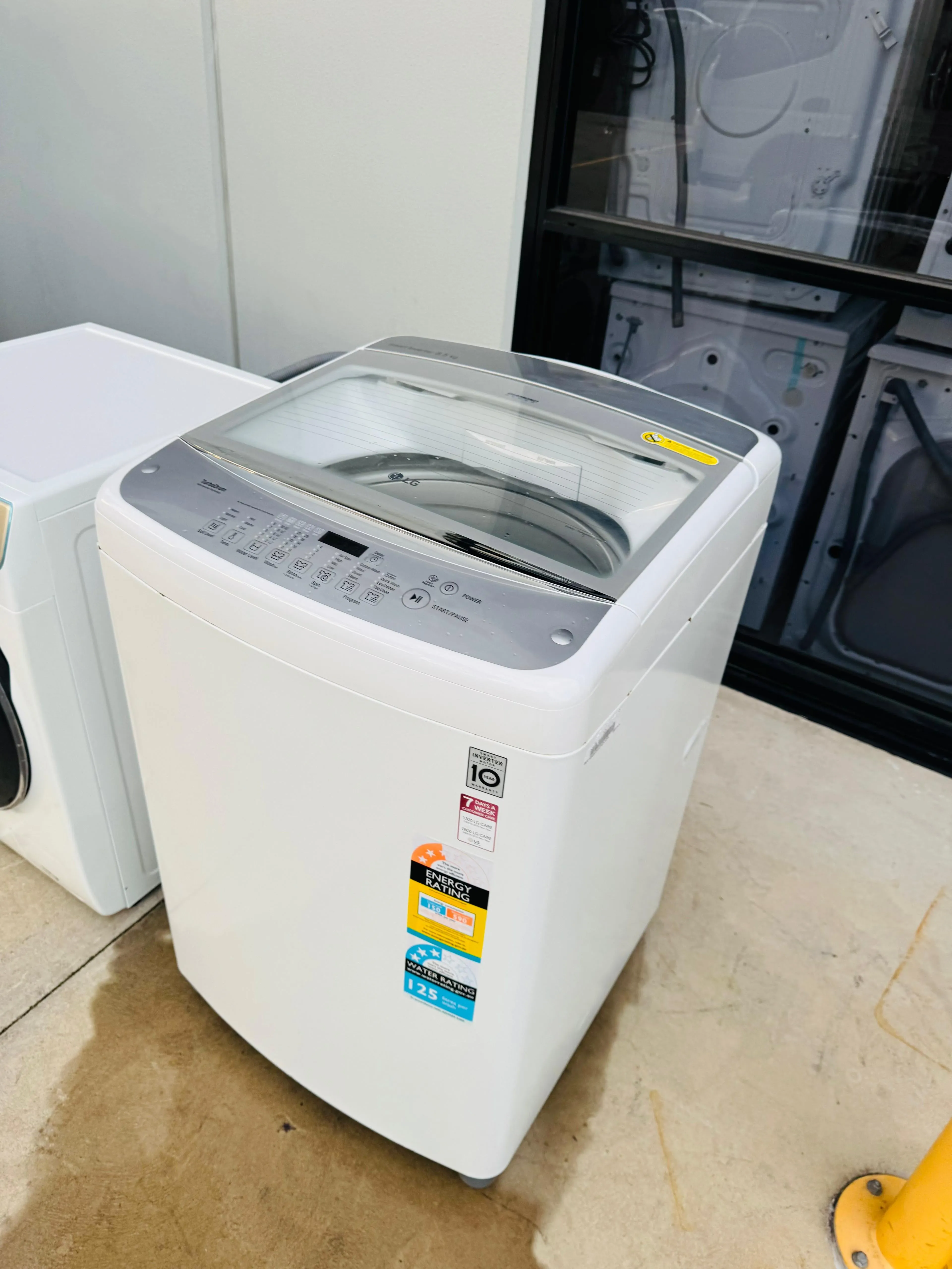 **LG 8.5 KGS TOP LOADER WASHING MACHINE**