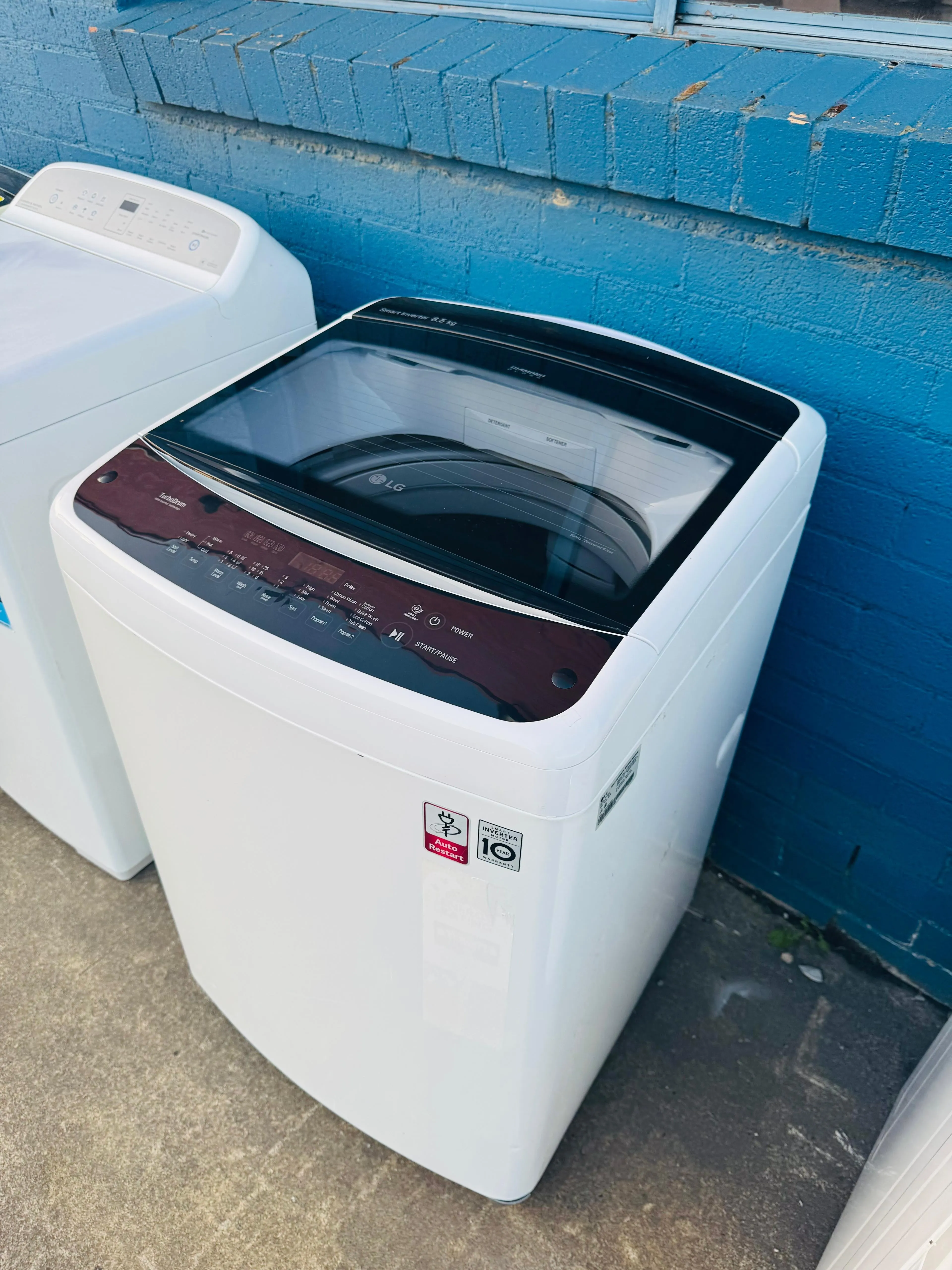 **LG 8.5 KGS TOP LOADER WASHING MACHINE**