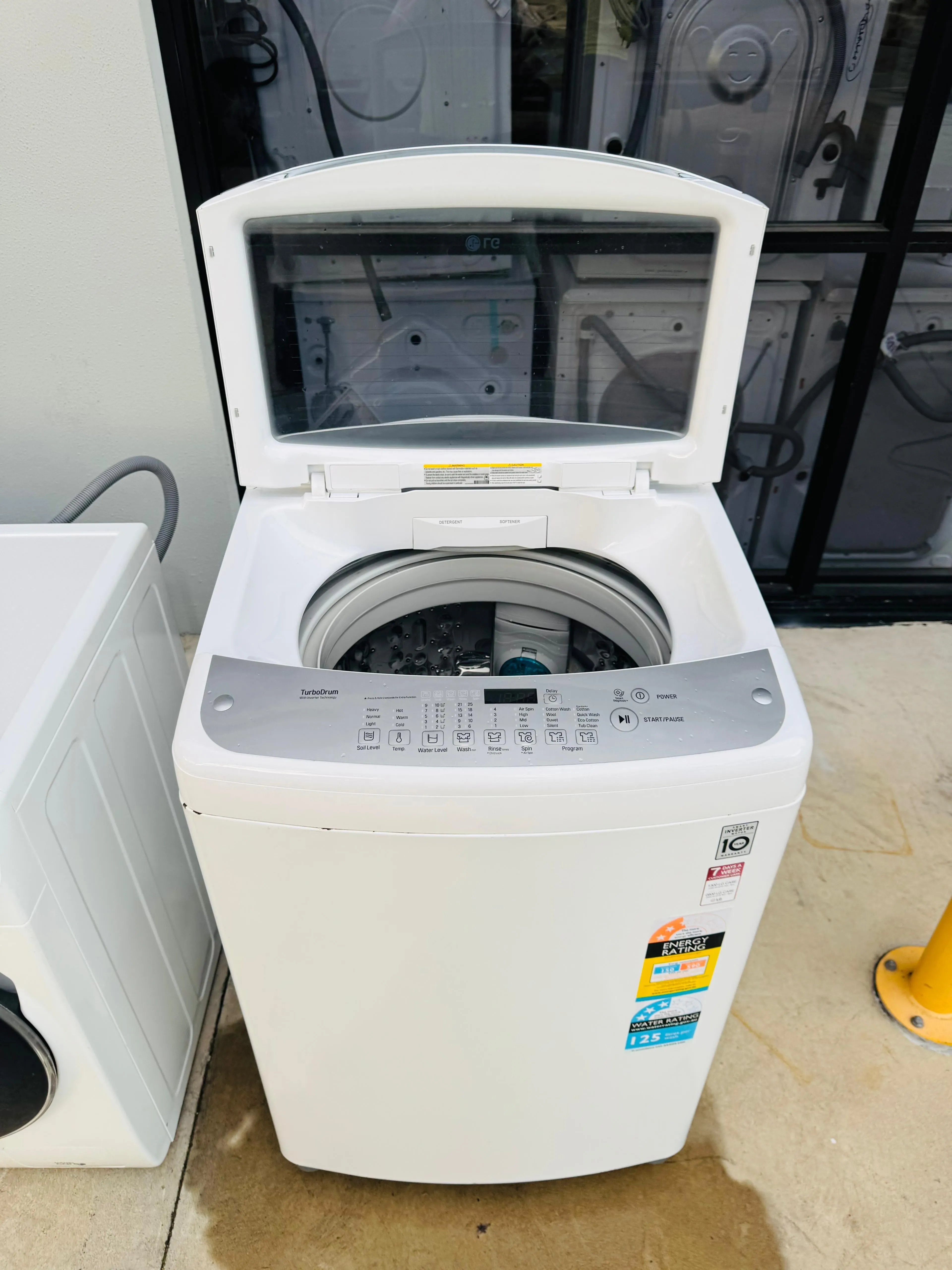 **LG 8.5 KGS TOP LOADER WASHING MACHINE**