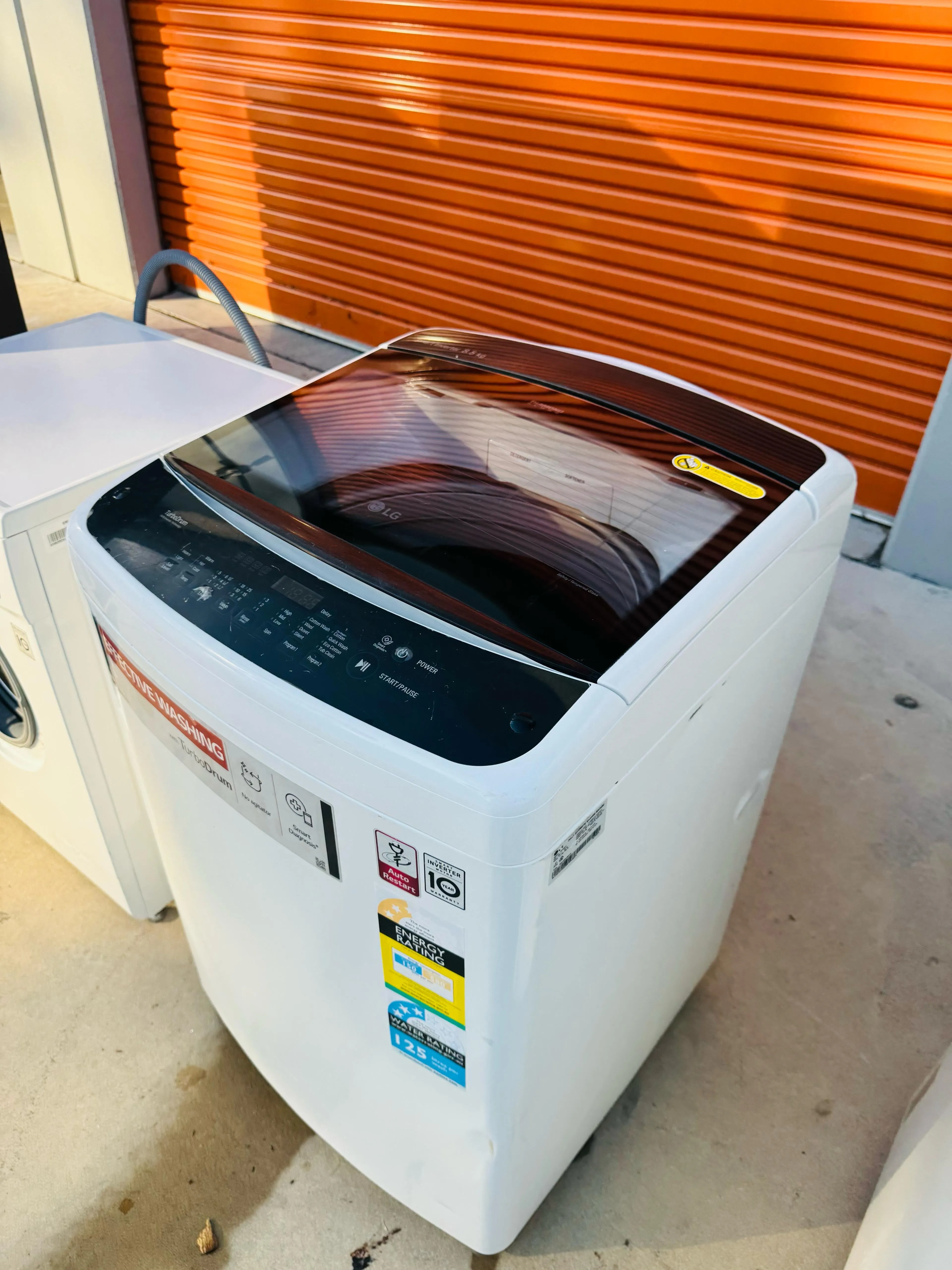 **LG 8.5 KGS TOP LOADER WASHING MACHINE**
