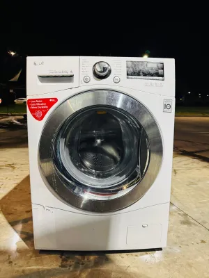**LG 8.5KGS FRONT LOADER WASHING MACHINE**