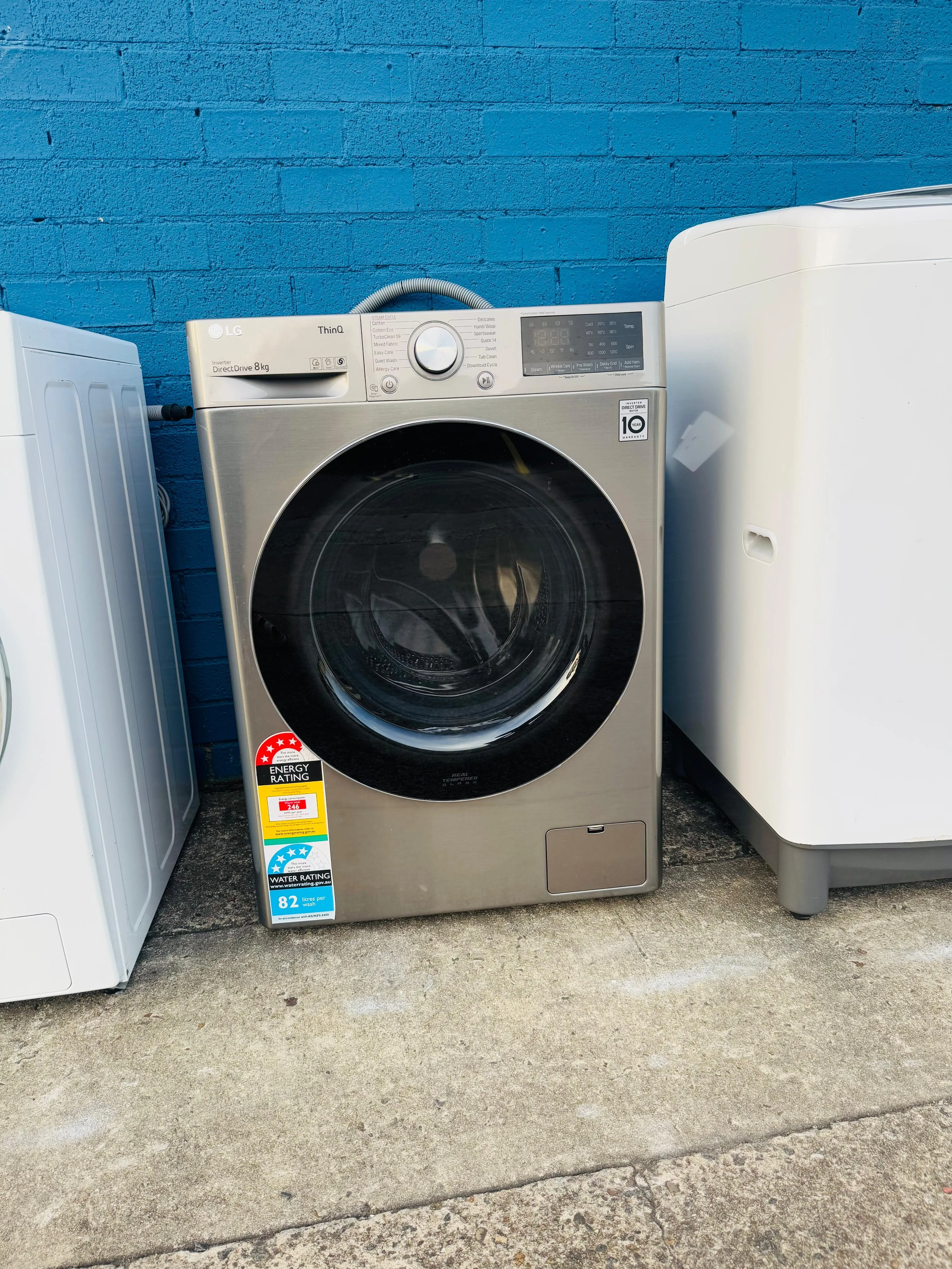 **LG 8KGS FRONT LOADER WASHING MACHINE**