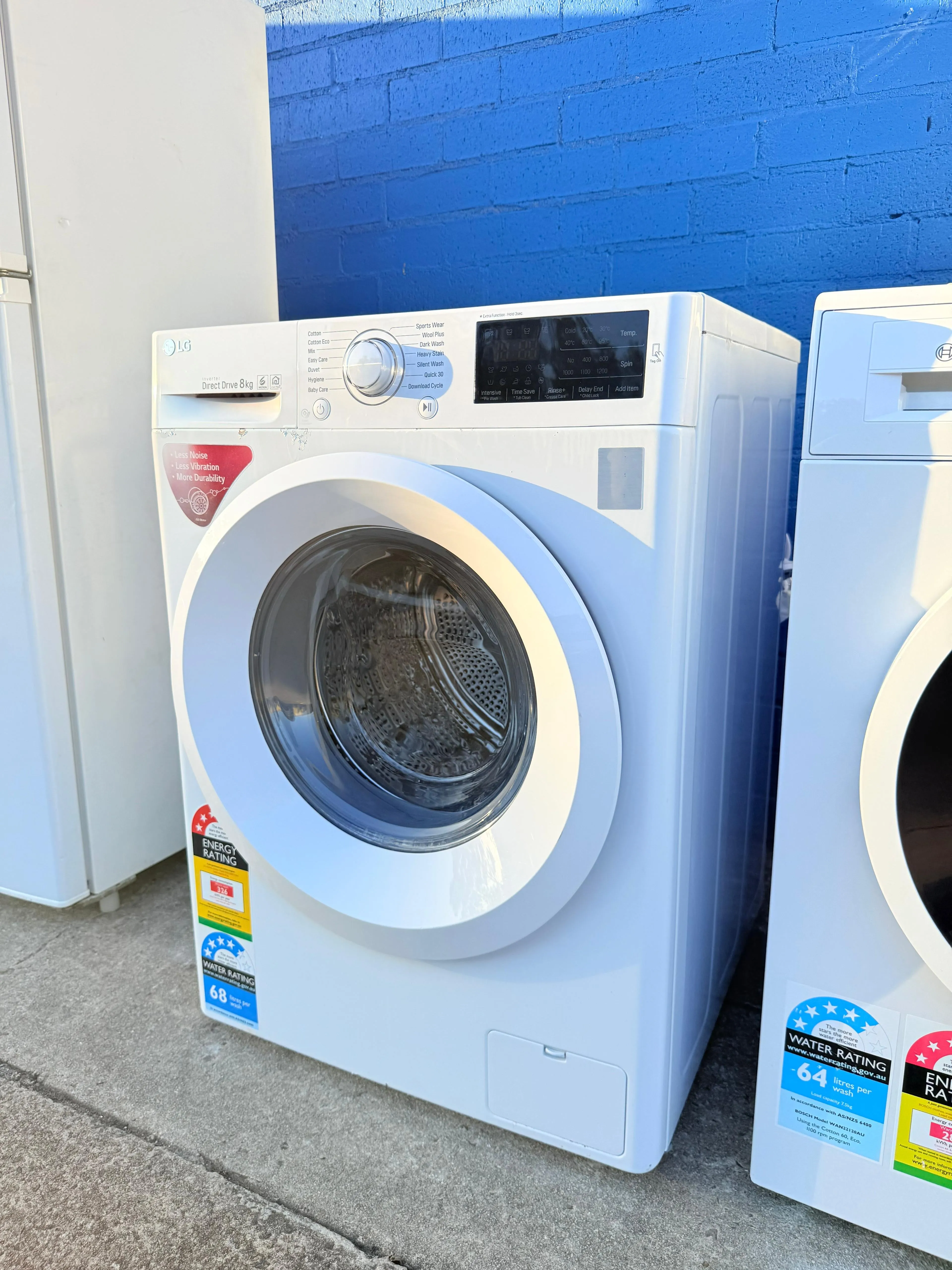 **LG 8KGS FRONT LOADER WASHING MACHINE**