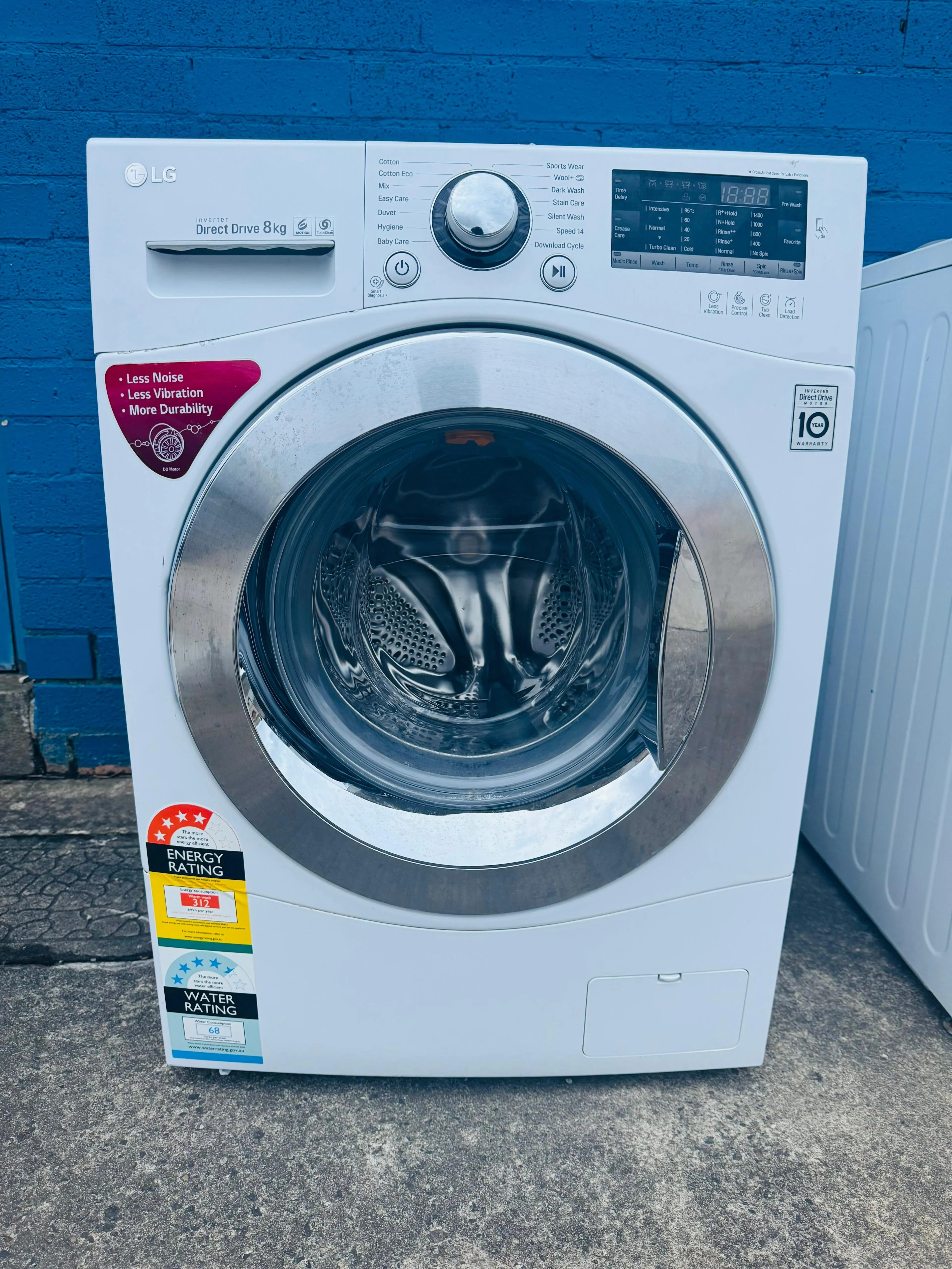 **LG 8KGS FRONT LOADER WASHING MACHINE**