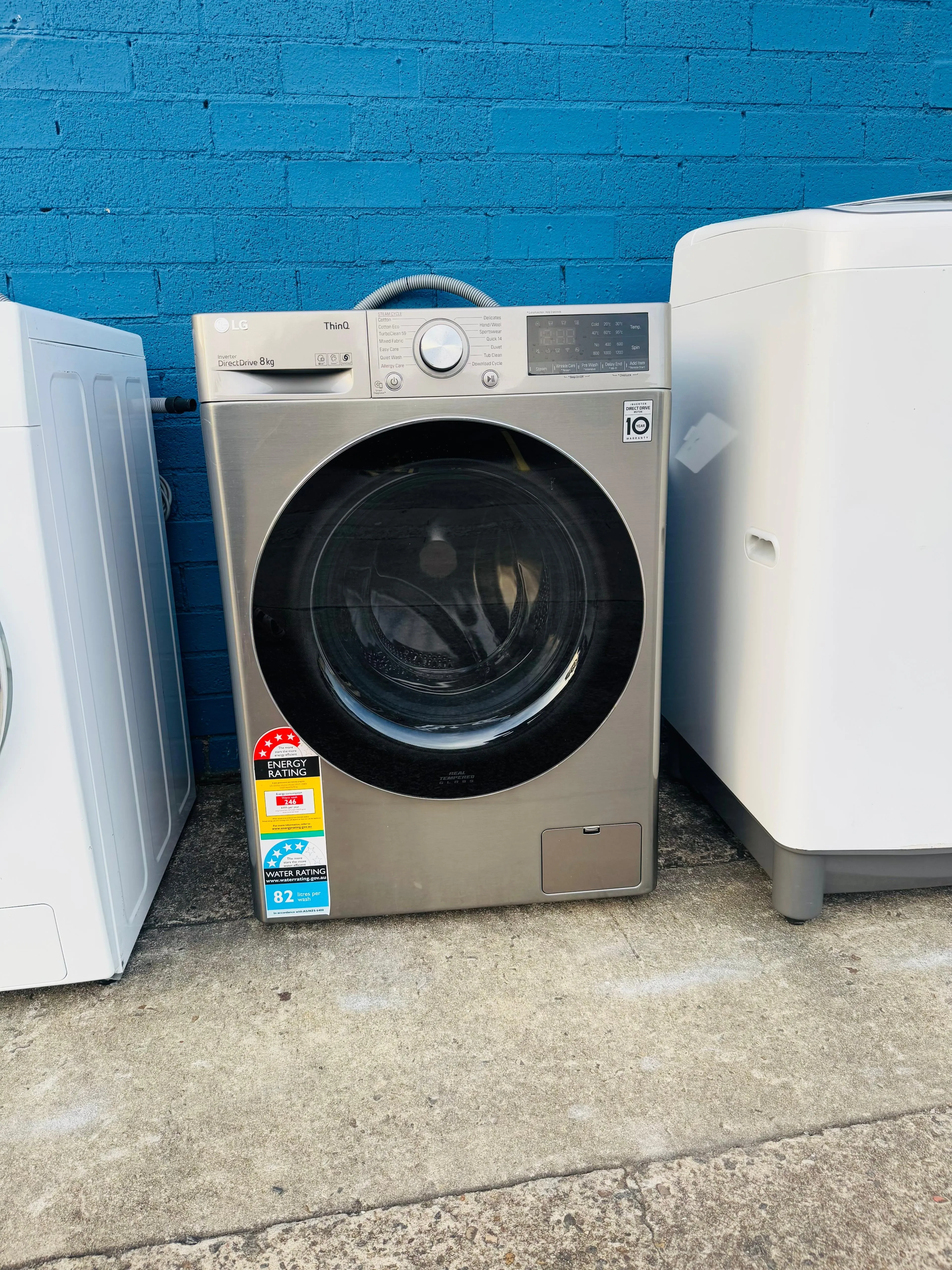 **LG 8KGS FRONT LOADER WASHING MACHINE**